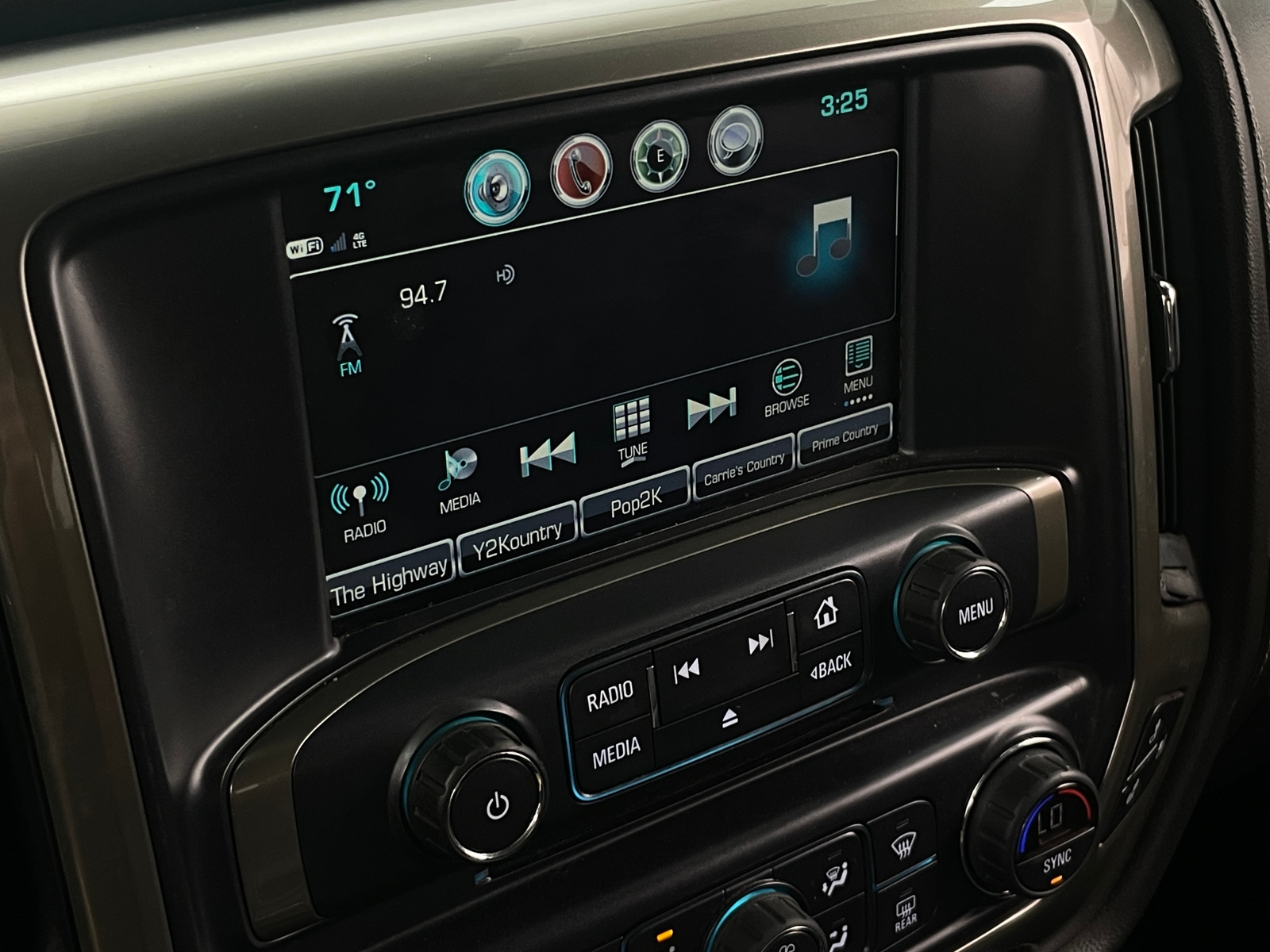 Thumbnail: 2018 Chevrolet Silverado 1500 - 3