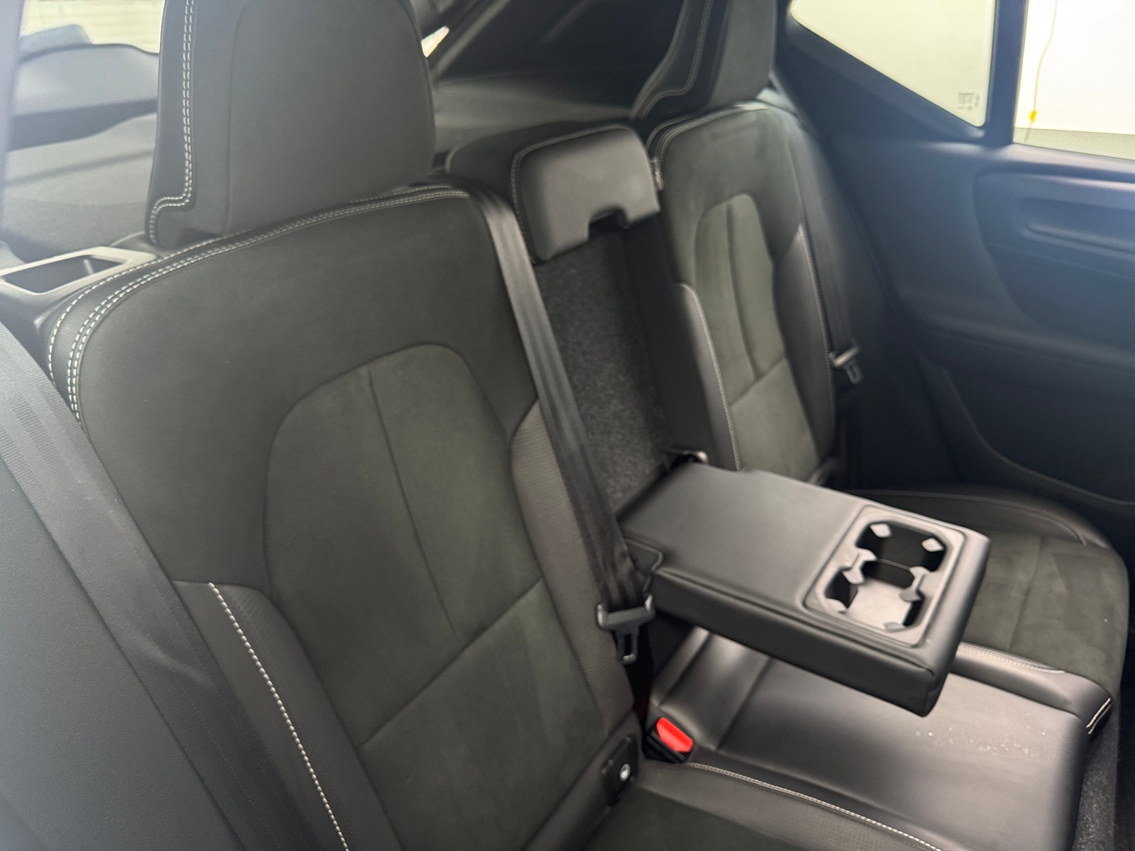 Thumbnail: 2019 Volvo XC40 - 5