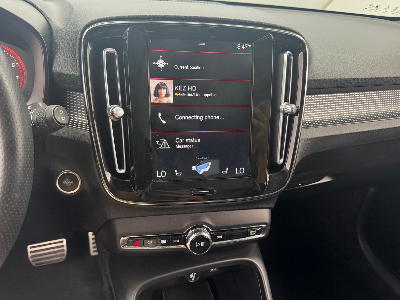 Thumbnail: 2019 Volvo XC40 - 3