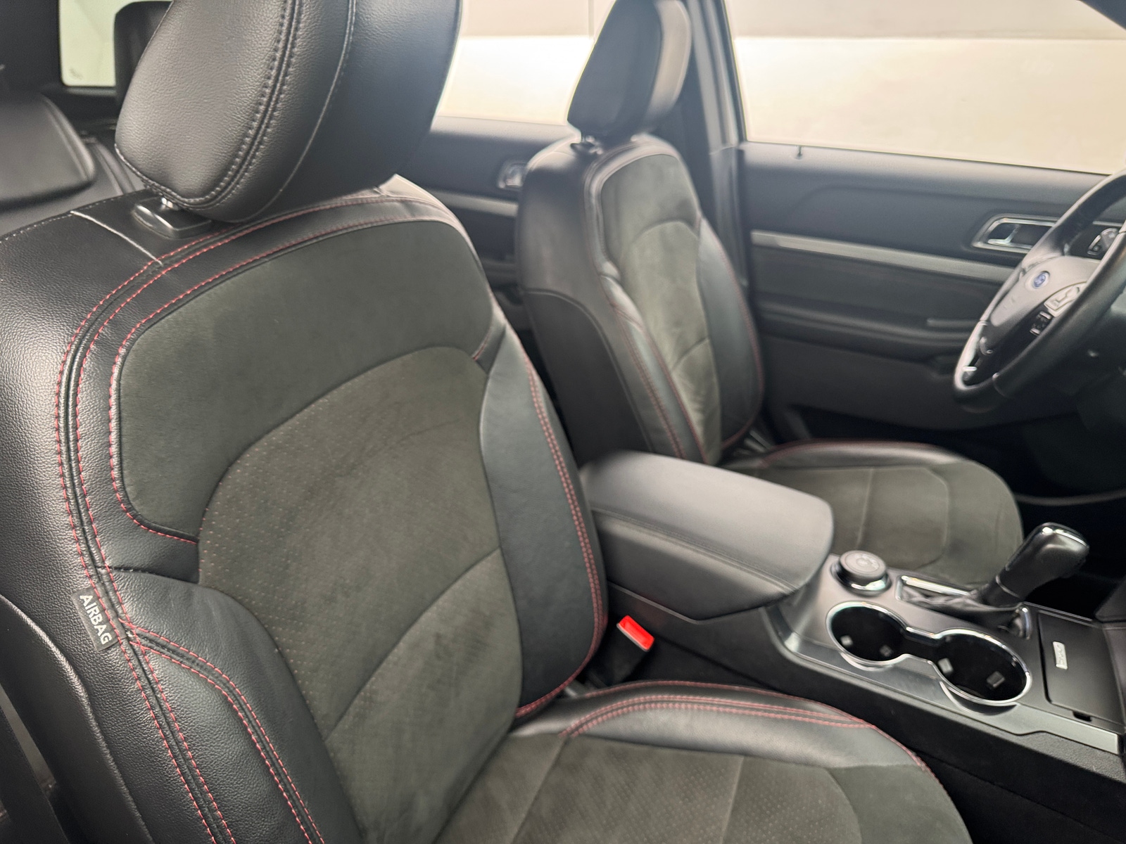 Thumbnail: 2019 Ford Explorer - 2