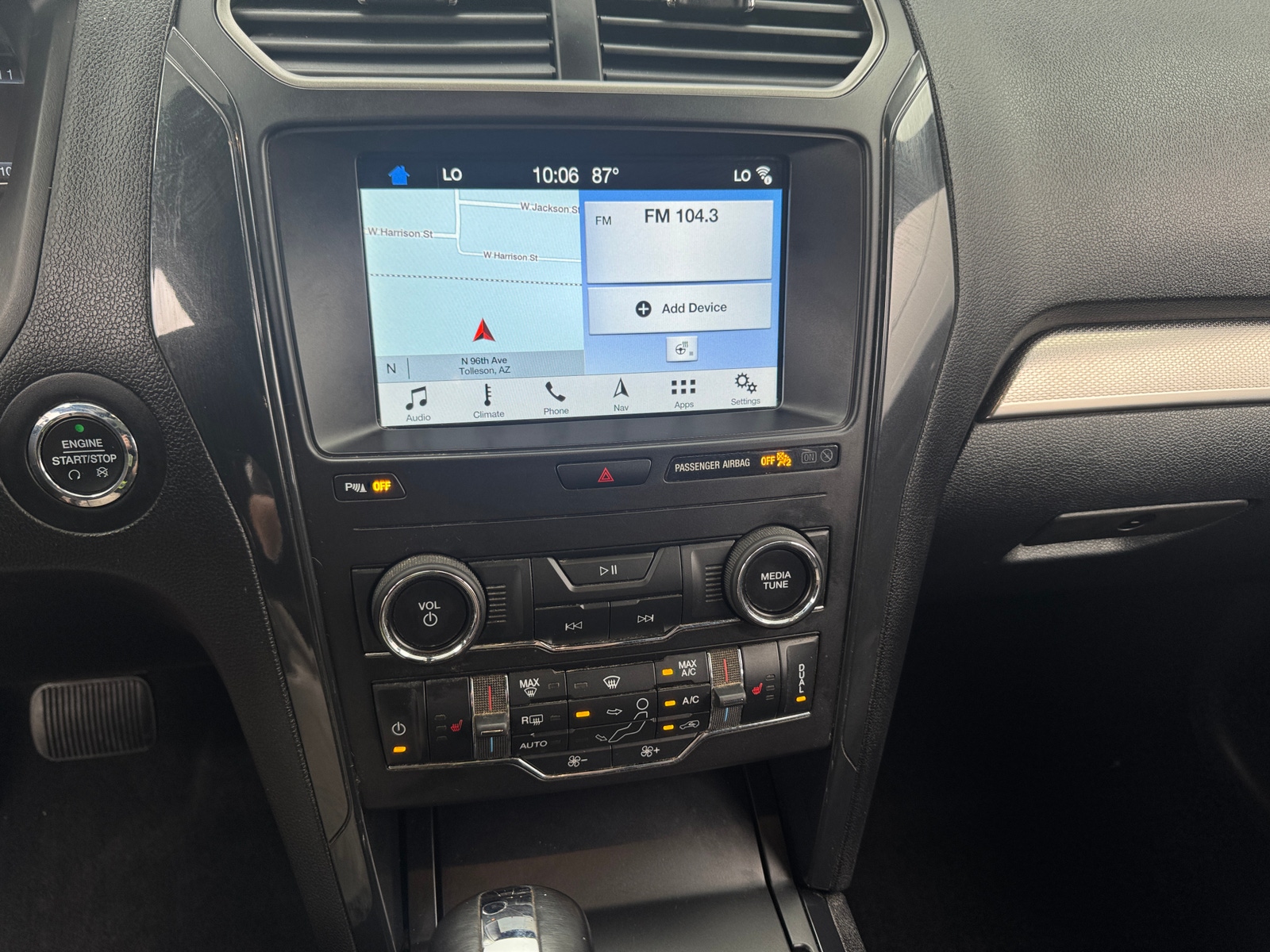 Thumbnail: 2019 Ford Explorer - 4