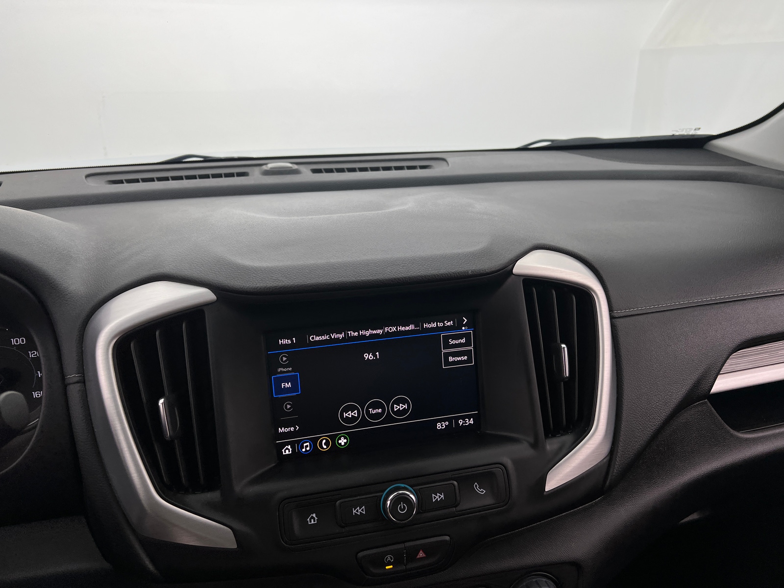 Thumbnail: 2024 GMC Terrain - 4
