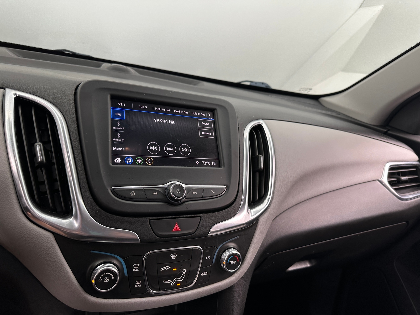 Thumbnail: 2021 Chevrolet Equinox - 4