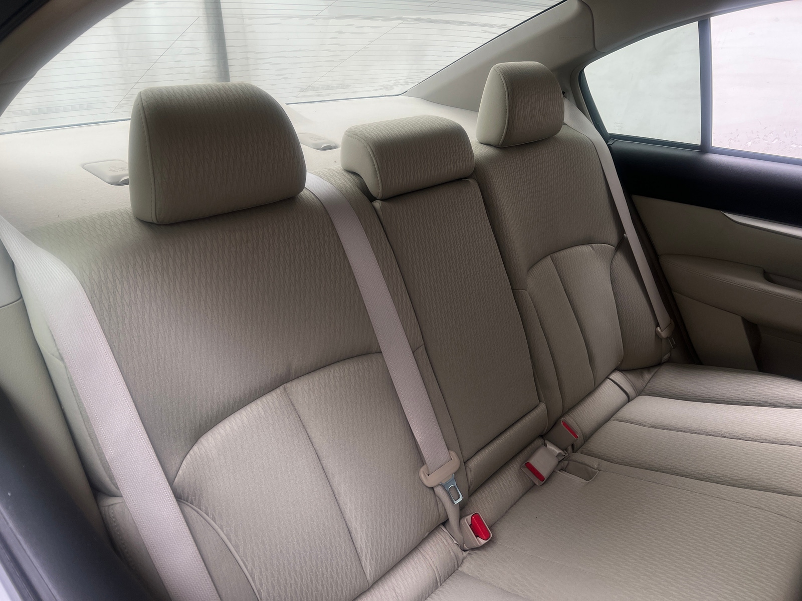 Thumbnail: 2010 Subaru Legacy - 6