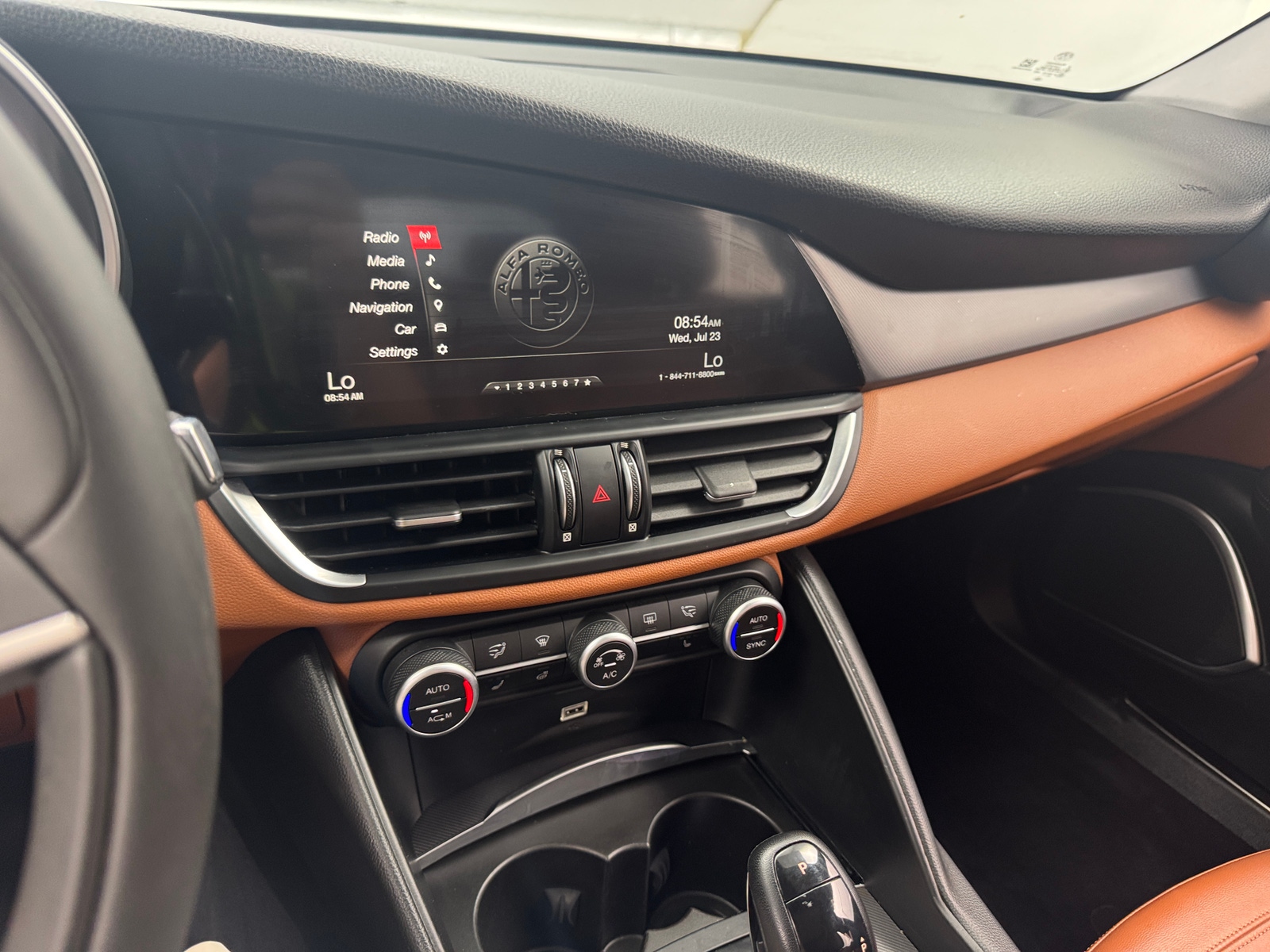 Thumbnail: 2019 Alfa Romeo Giulia - 3