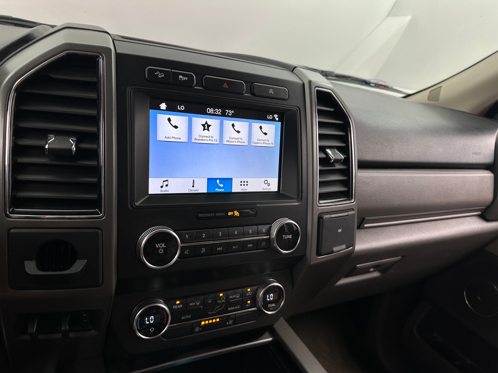 Thumbnail: 2019 Ford Expedition - 3