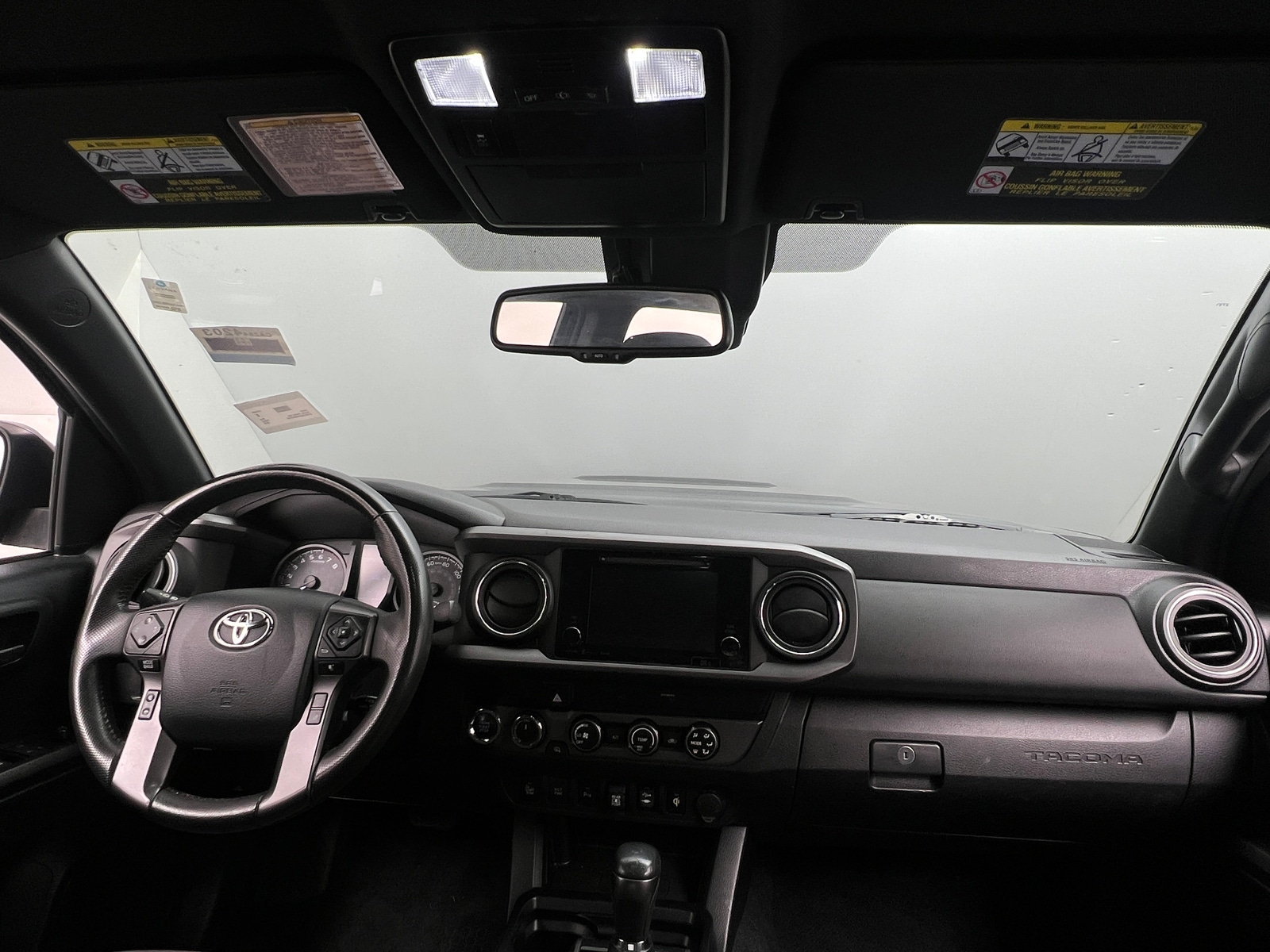 Thumbnail: 2019 Toyota Tacoma - 3