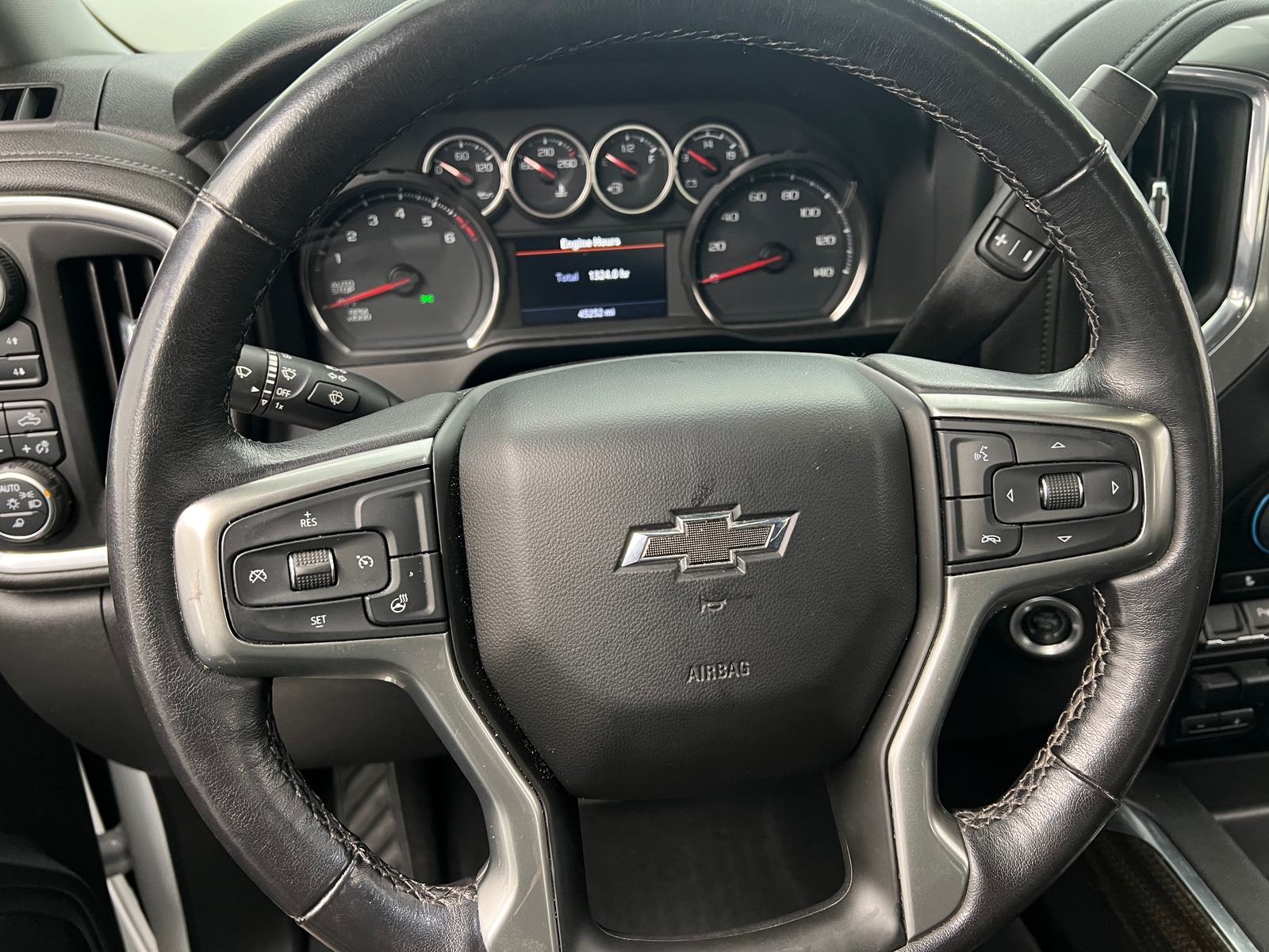 Thumbnail: 2022 Chevrolet Silverado 1500 - 4