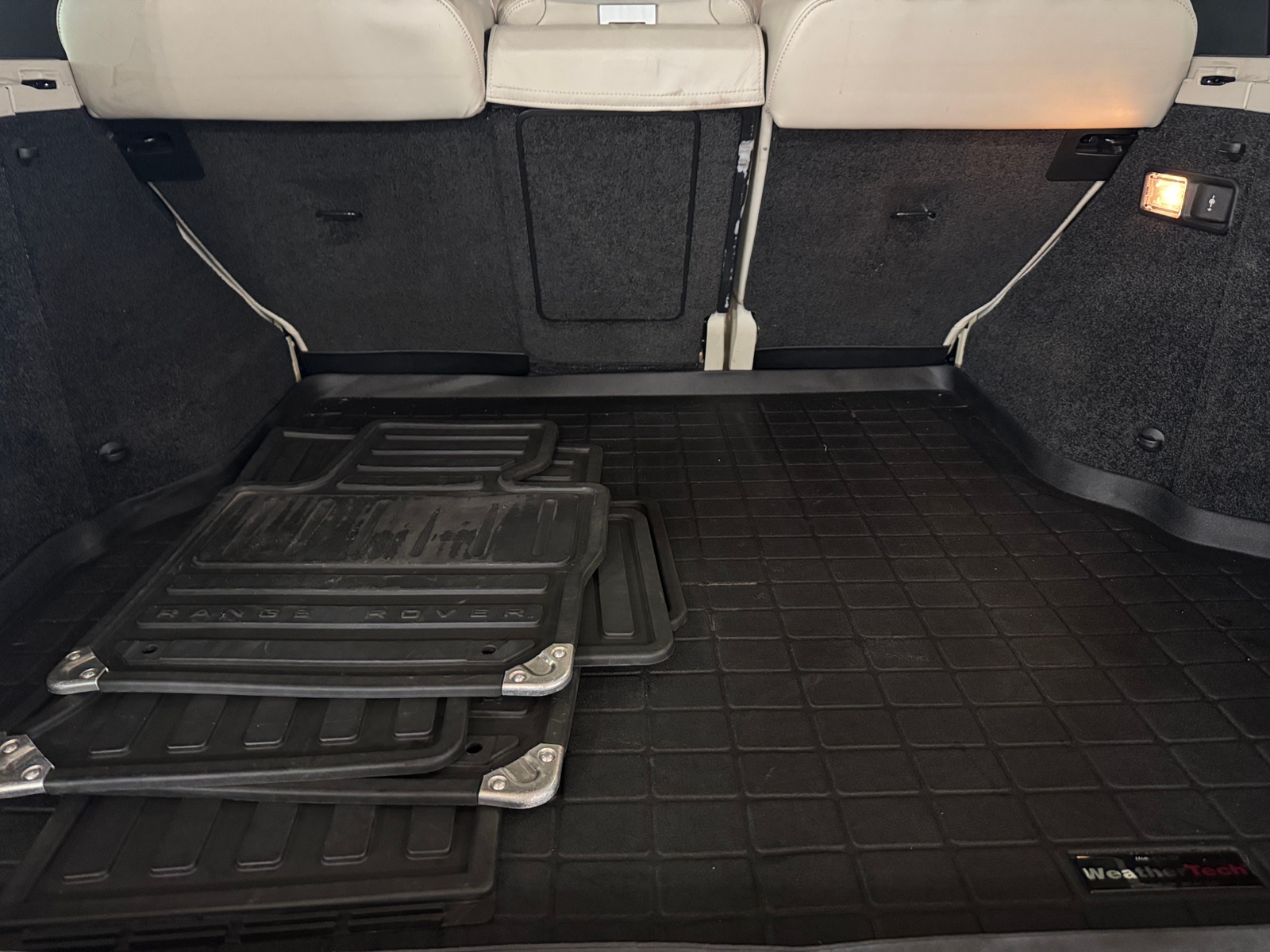 Thumbnail: 2011 Land Rover Range Rover - 6