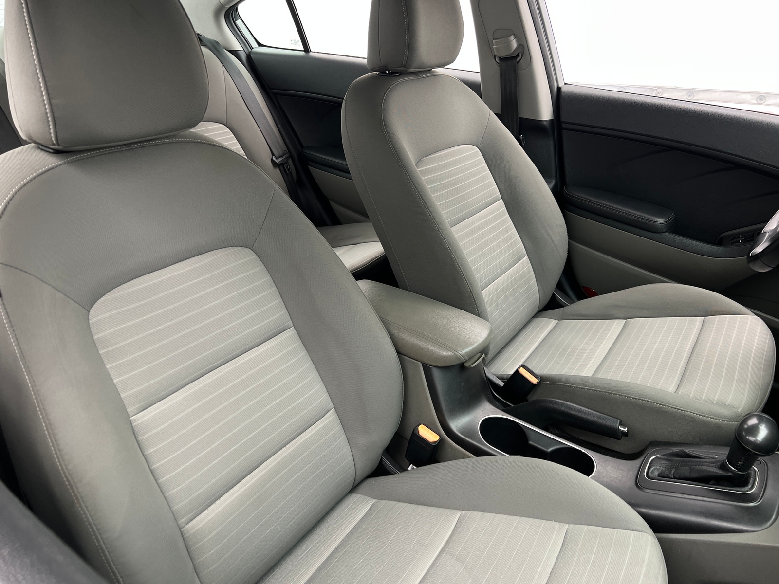 Thumbnail: 2015 Kia Forte - 2
