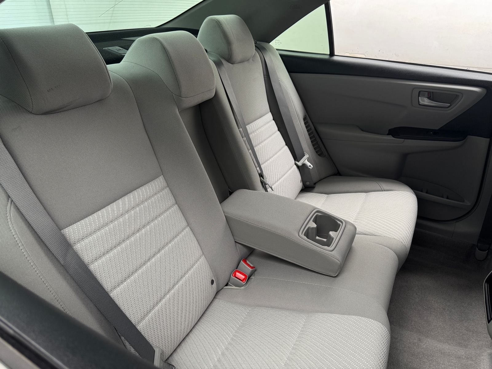 Thumbnail: 2017 Toyota Camry - 6