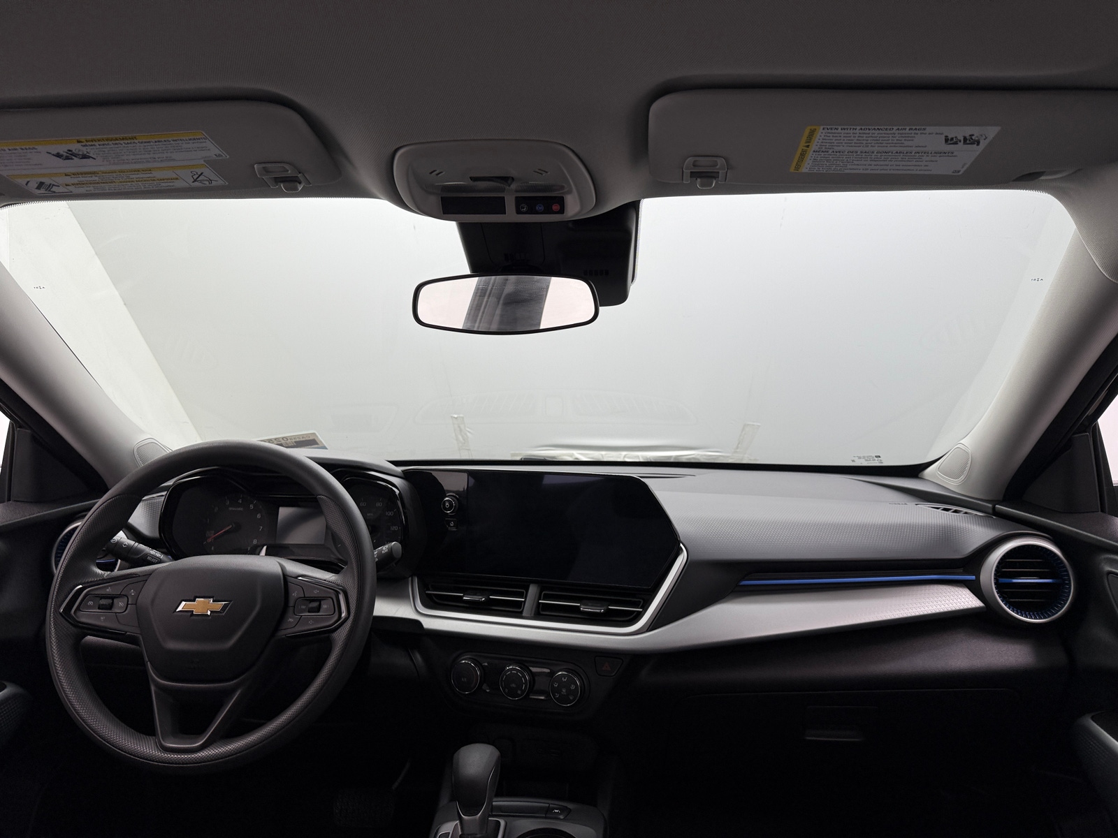 Thumbnail: 2025 Chevrolet Trax - 3