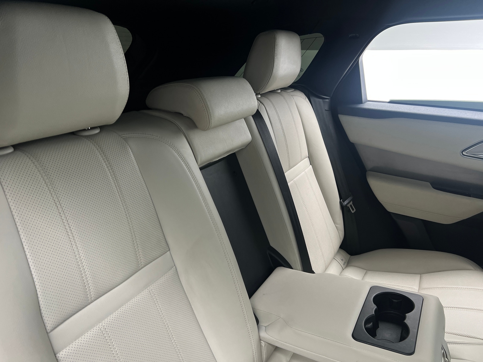 Thumbnail: 2023 Land Rover Range Rover Velar - 5