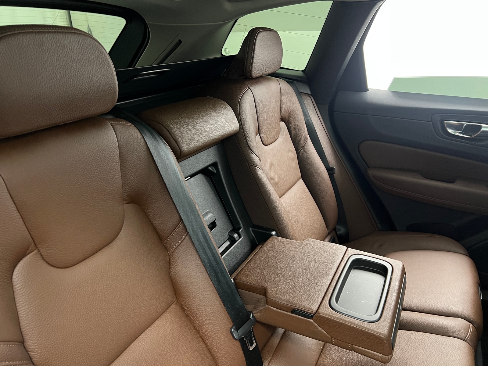 Thumbnail: 2020 Volvo XC60 - 5