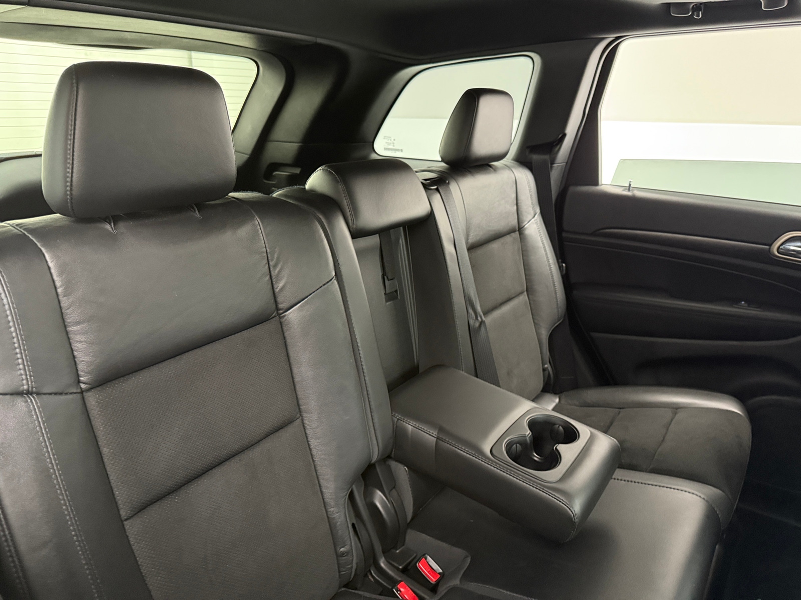 Thumbnail: 2015 Jeep Grand Cherokee - 6