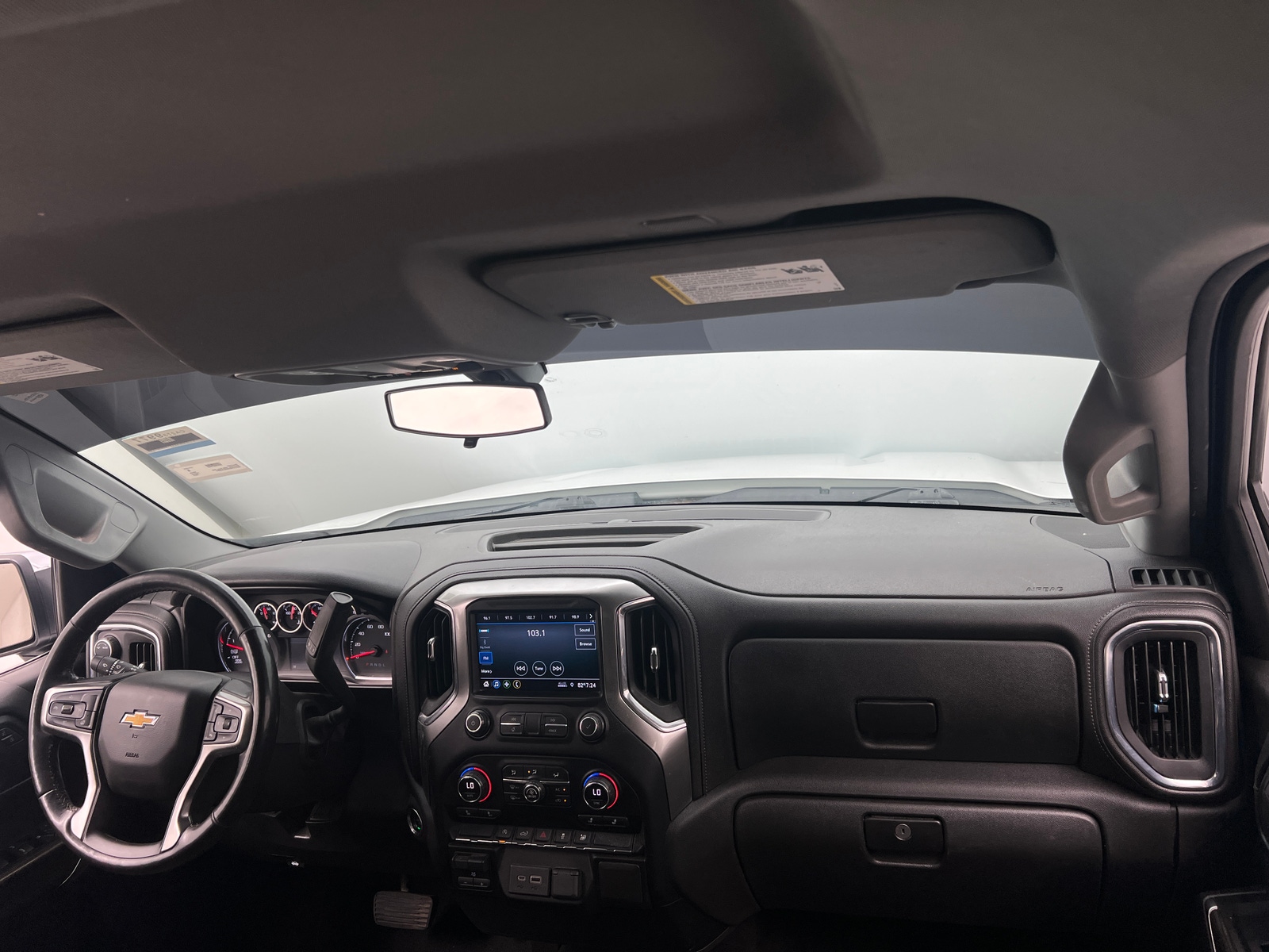 Thumbnail: 2021 Chevrolet Silverado 1500 - 3