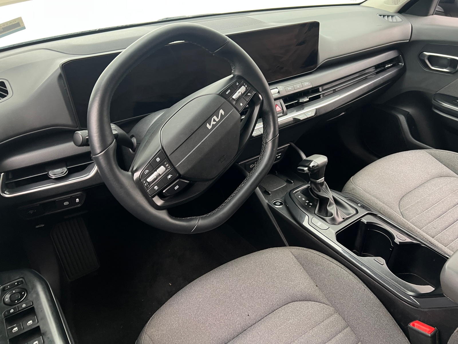Thumbnail: 2025 Kia K4 - 3