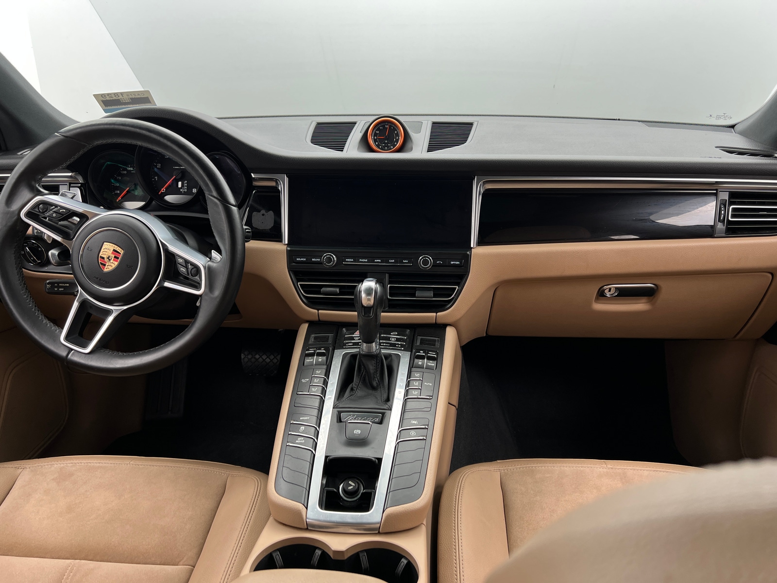 Thumbnail: 2019 Porsche Macan - 2