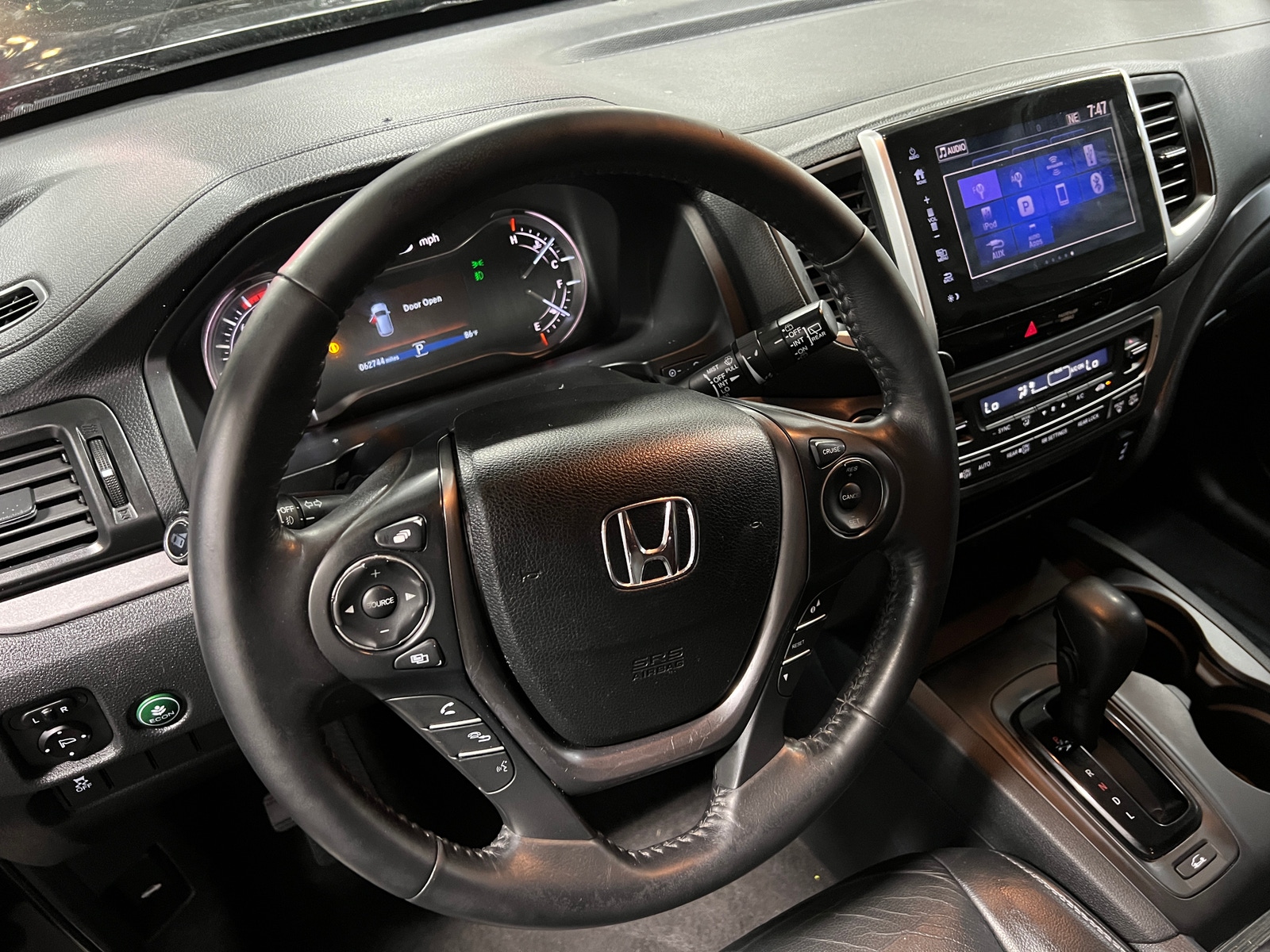 Thumbnail: 2018 Honda Pilot - 4