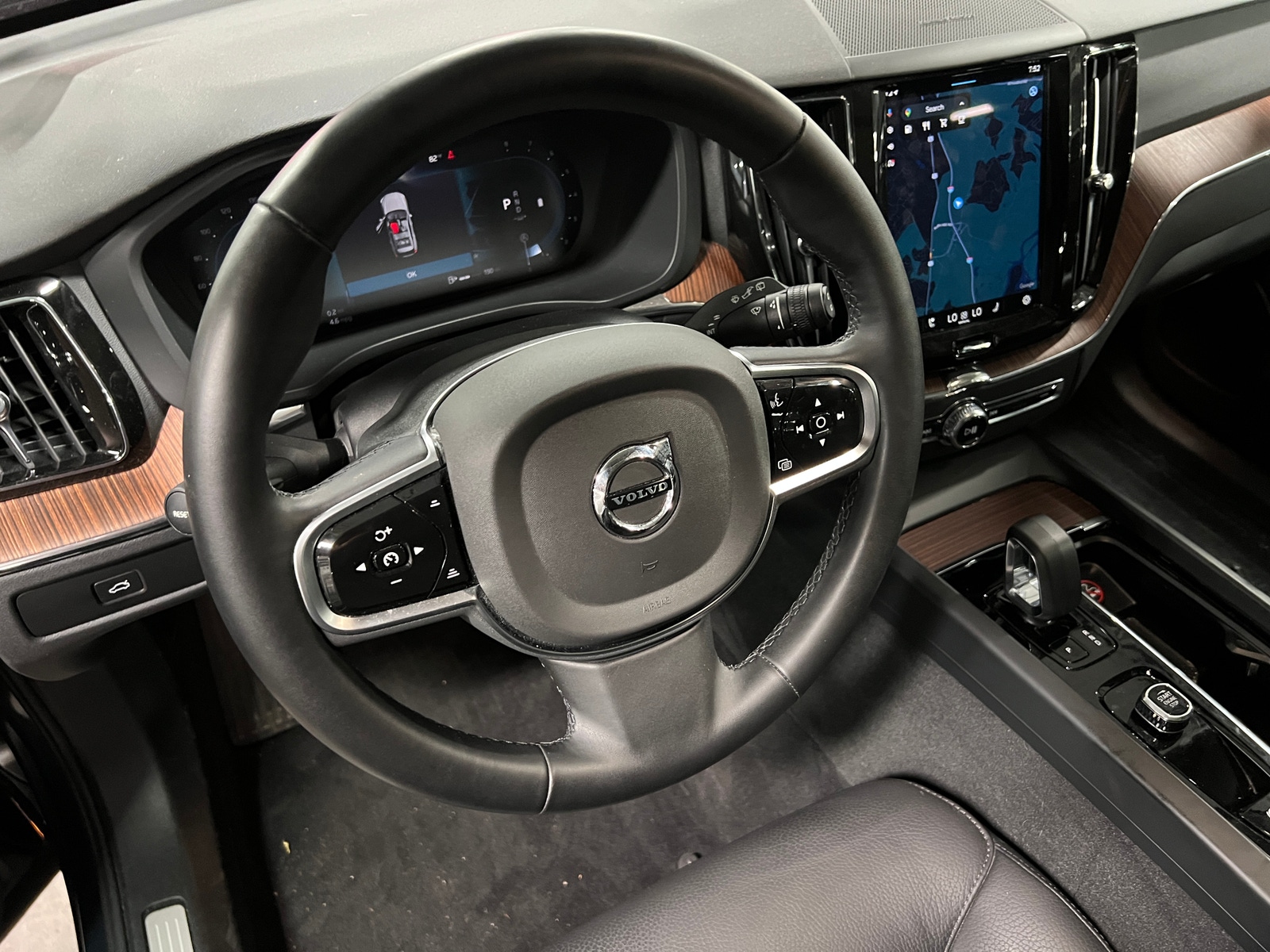 Thumbnail: 2024 Volvo XC60 - 4