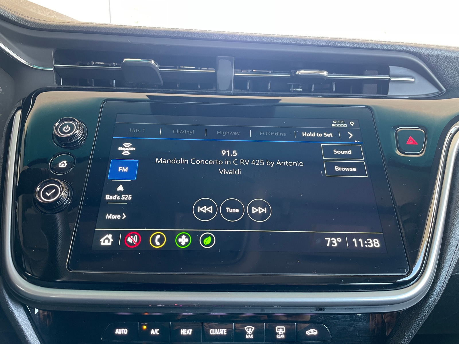 Thumbnail: 2023 Chevrolet Bolt EV - 4