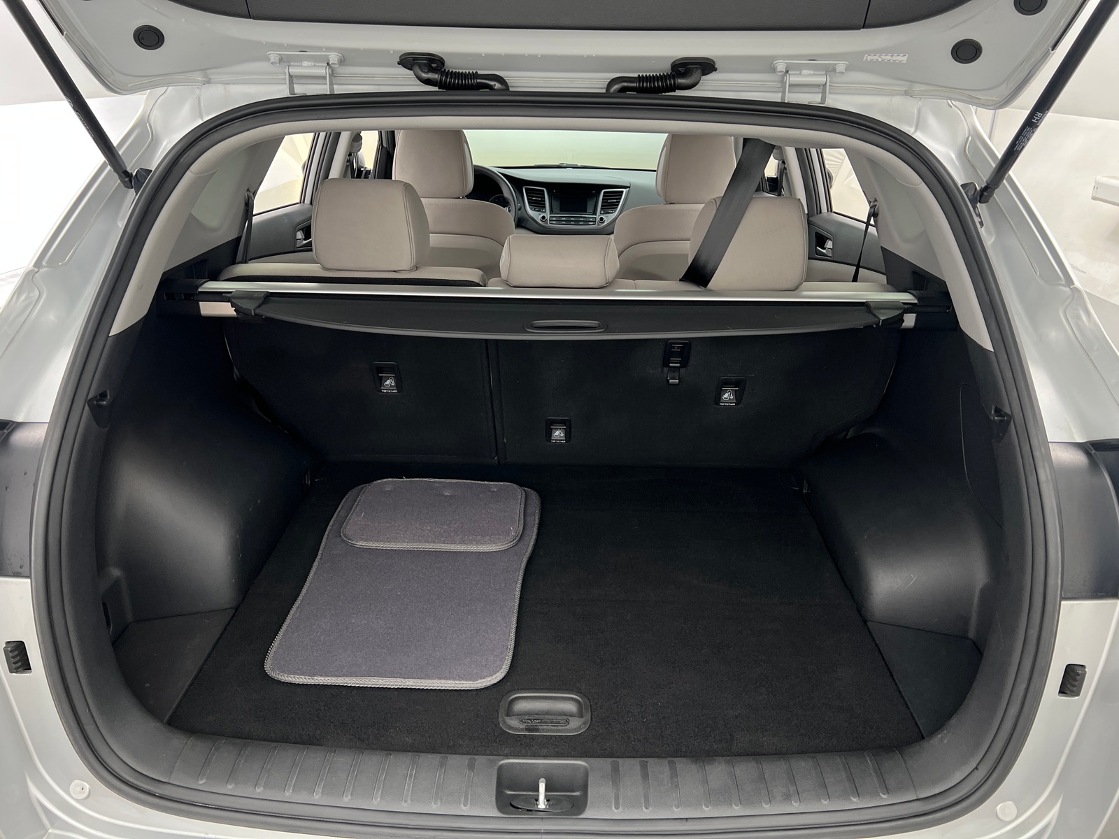 Thumbnail: 2016 Hyundai Tucson - 7