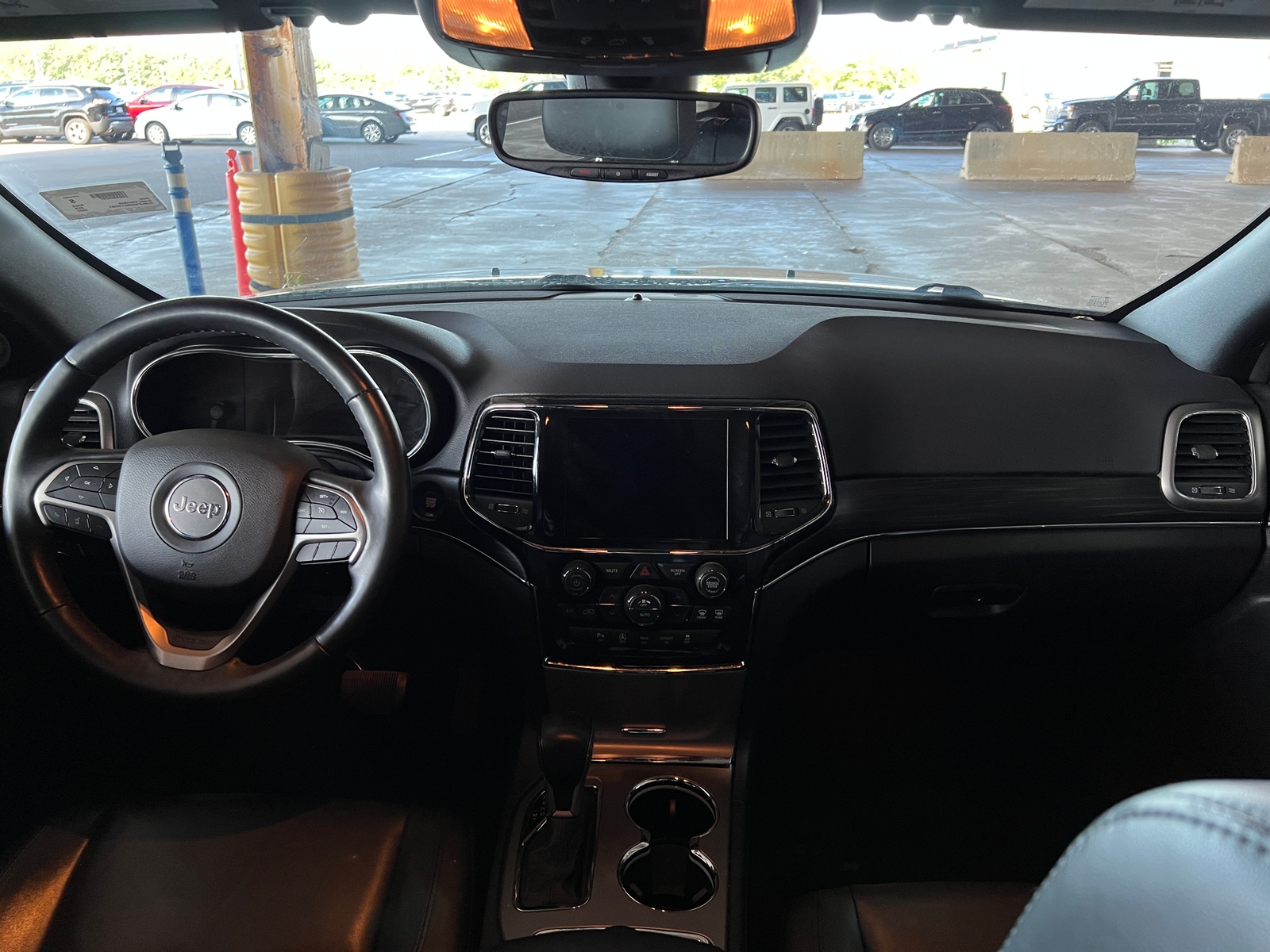 Thumbnail: 2022 Jeep Grand Cherokee - 2