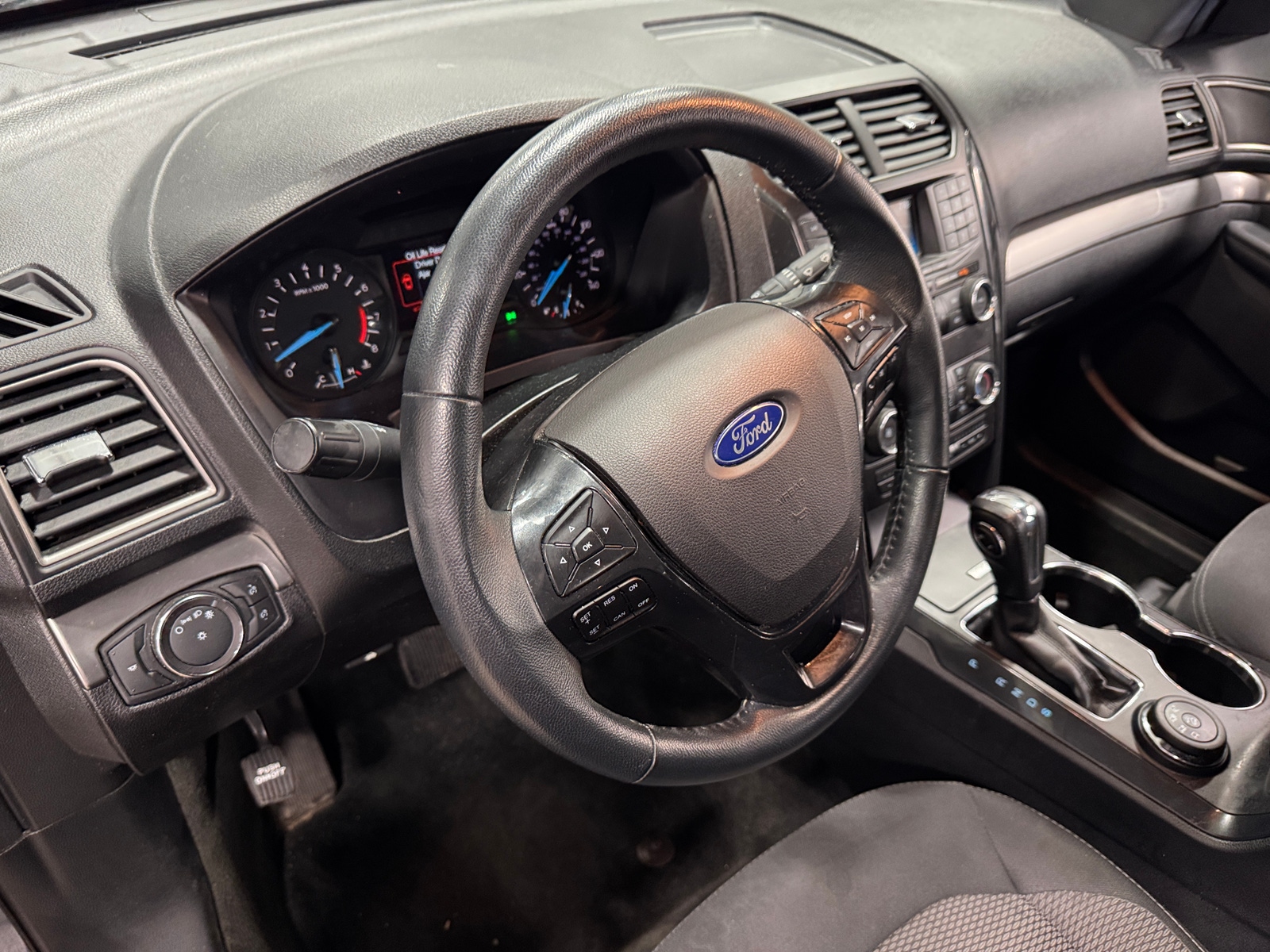 Thumbnail: 2018 Ford Explorer - 3