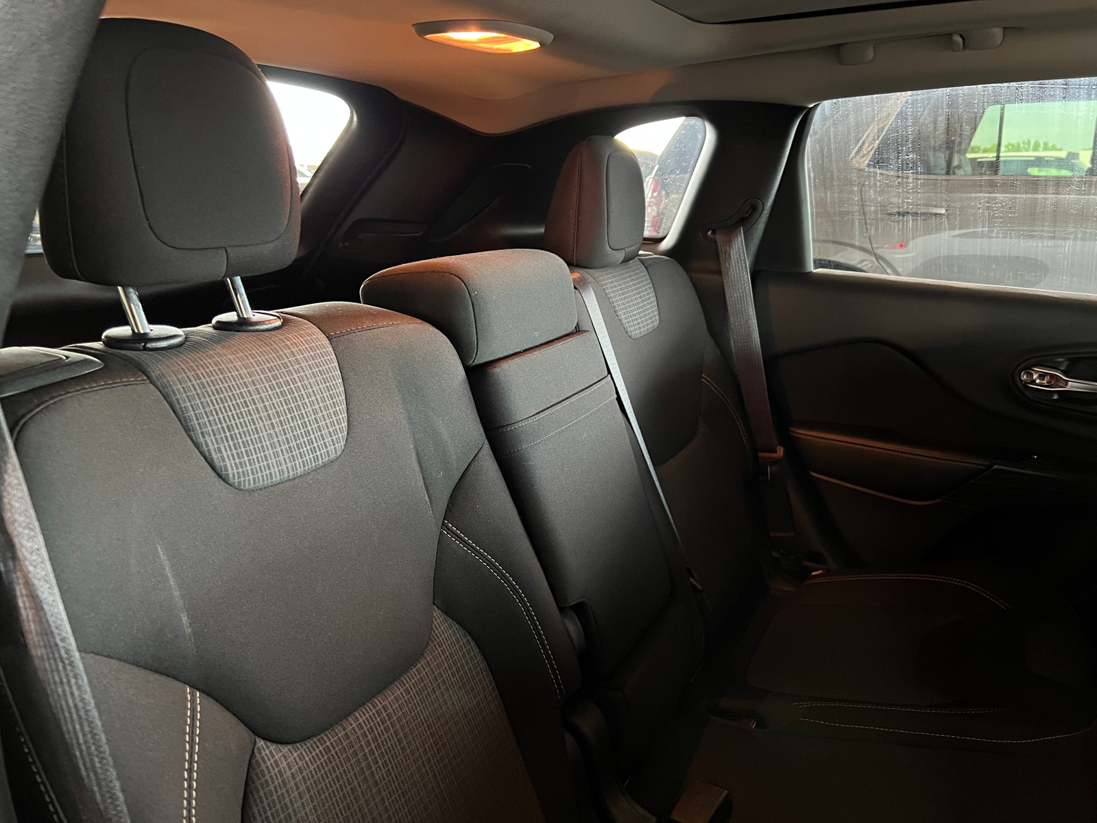 Thumbnail: 2015 Jeep Cherokee - 6