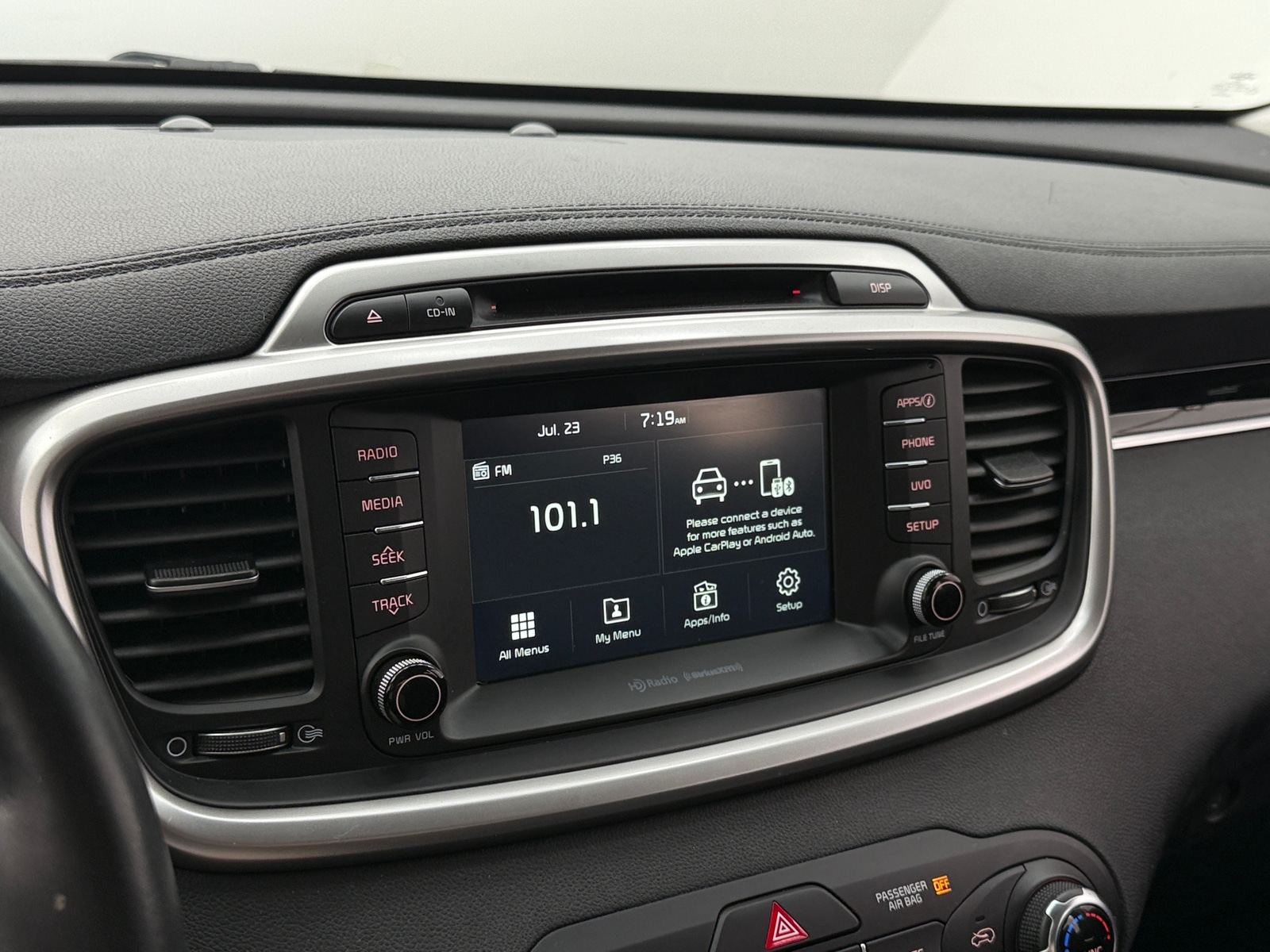 Thumbnail: 2018 Kia Sorento - 4