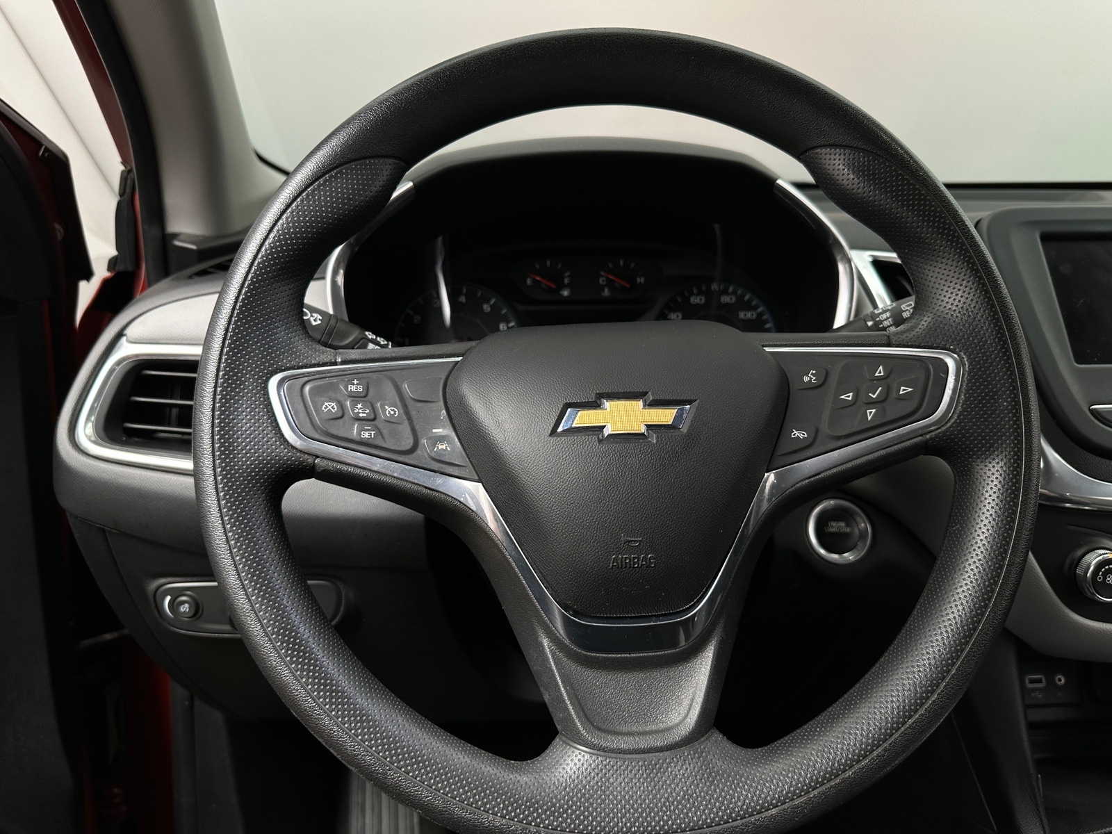 Thumbnail: 2020 Chevrolet Equinox - 5