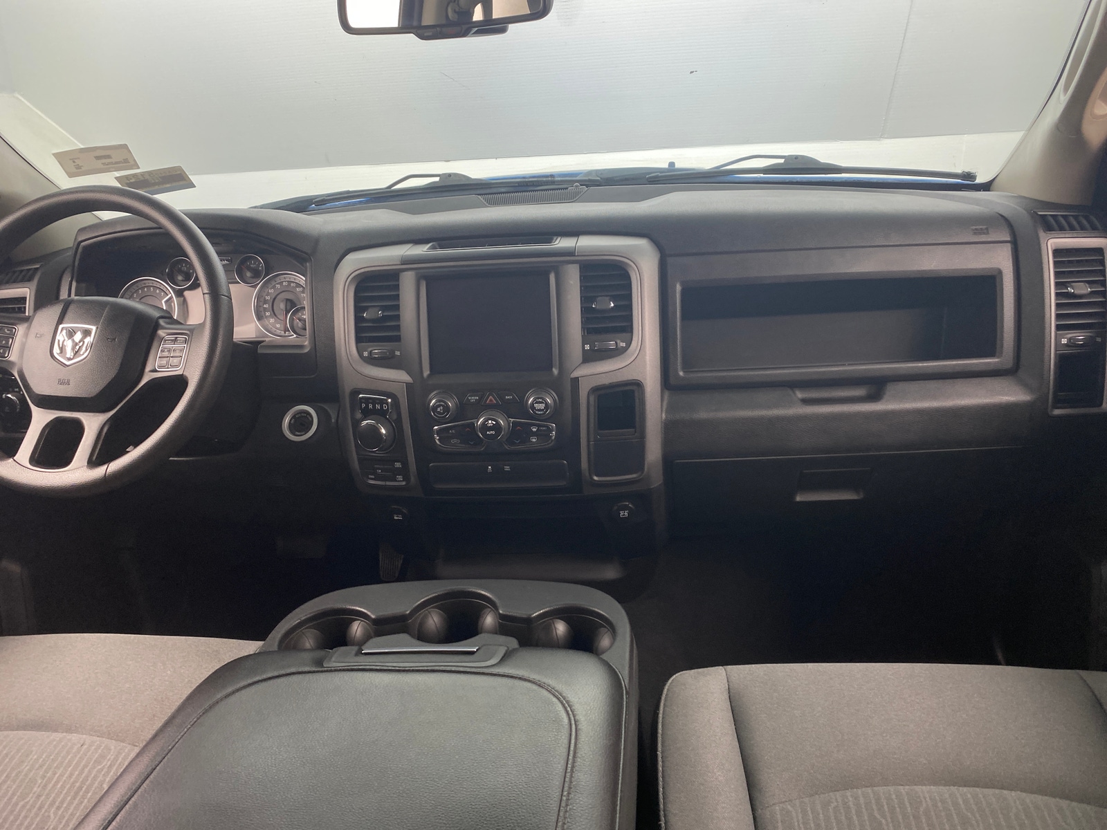 Thumbnail: 2022 RAM 1500 Classic - 3