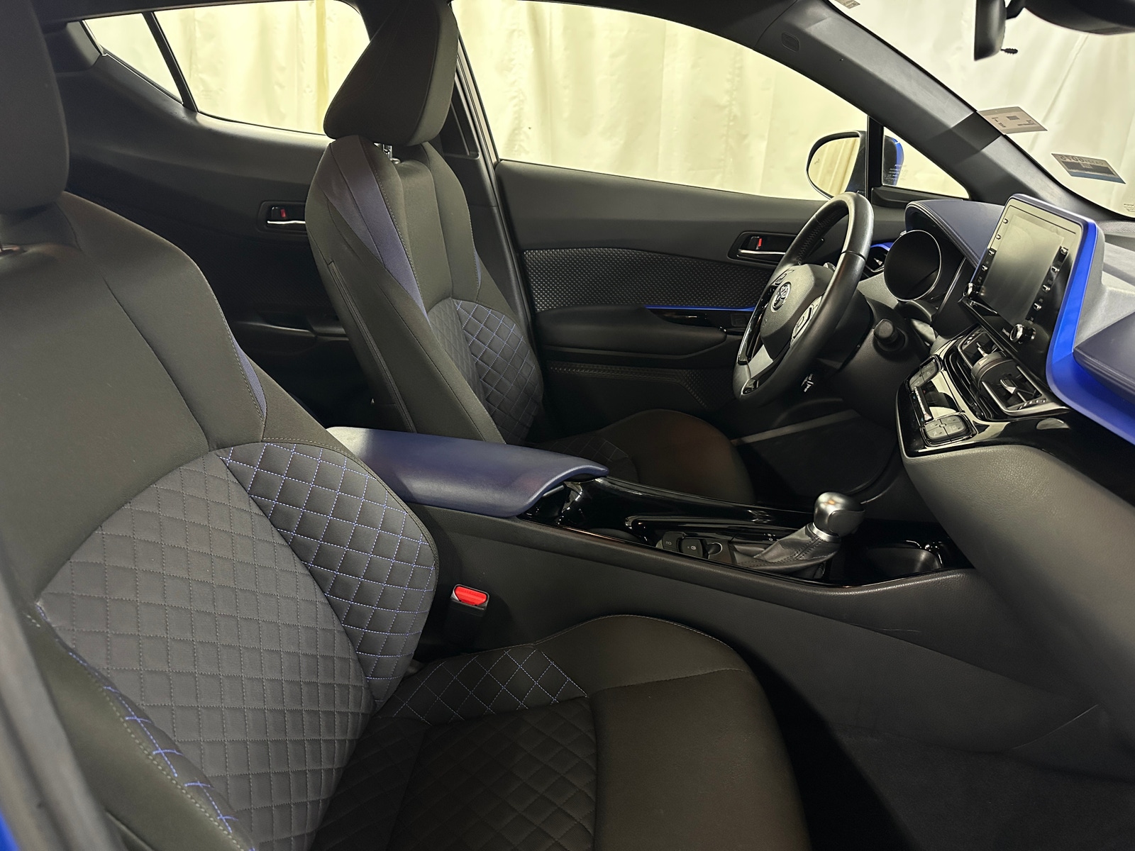 Thumbnail: 2021 Toyota C-HR - 2