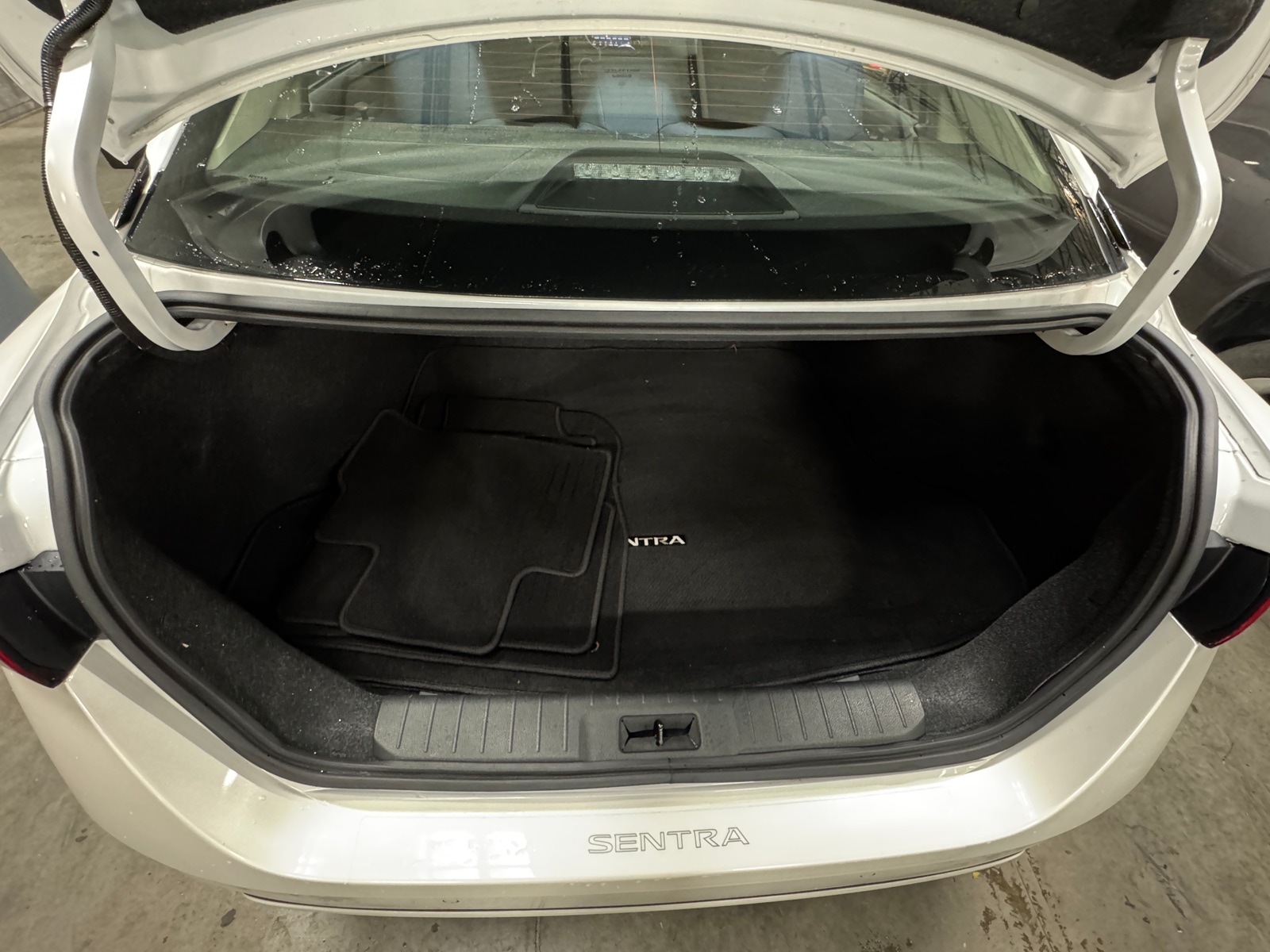 Thumbnail: 2021 Nissan Sentra - 7