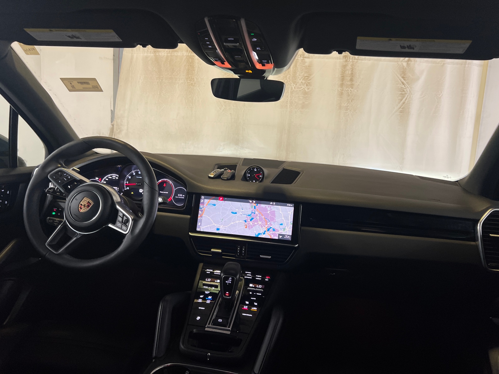 Thumbnail: 2019 Porsche Cayenne - 2