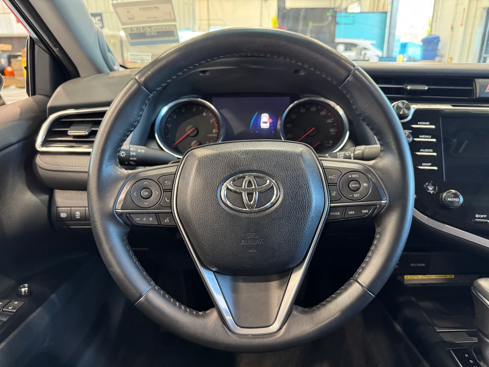 Thumbnail: 2018 Toyota Camry - 4