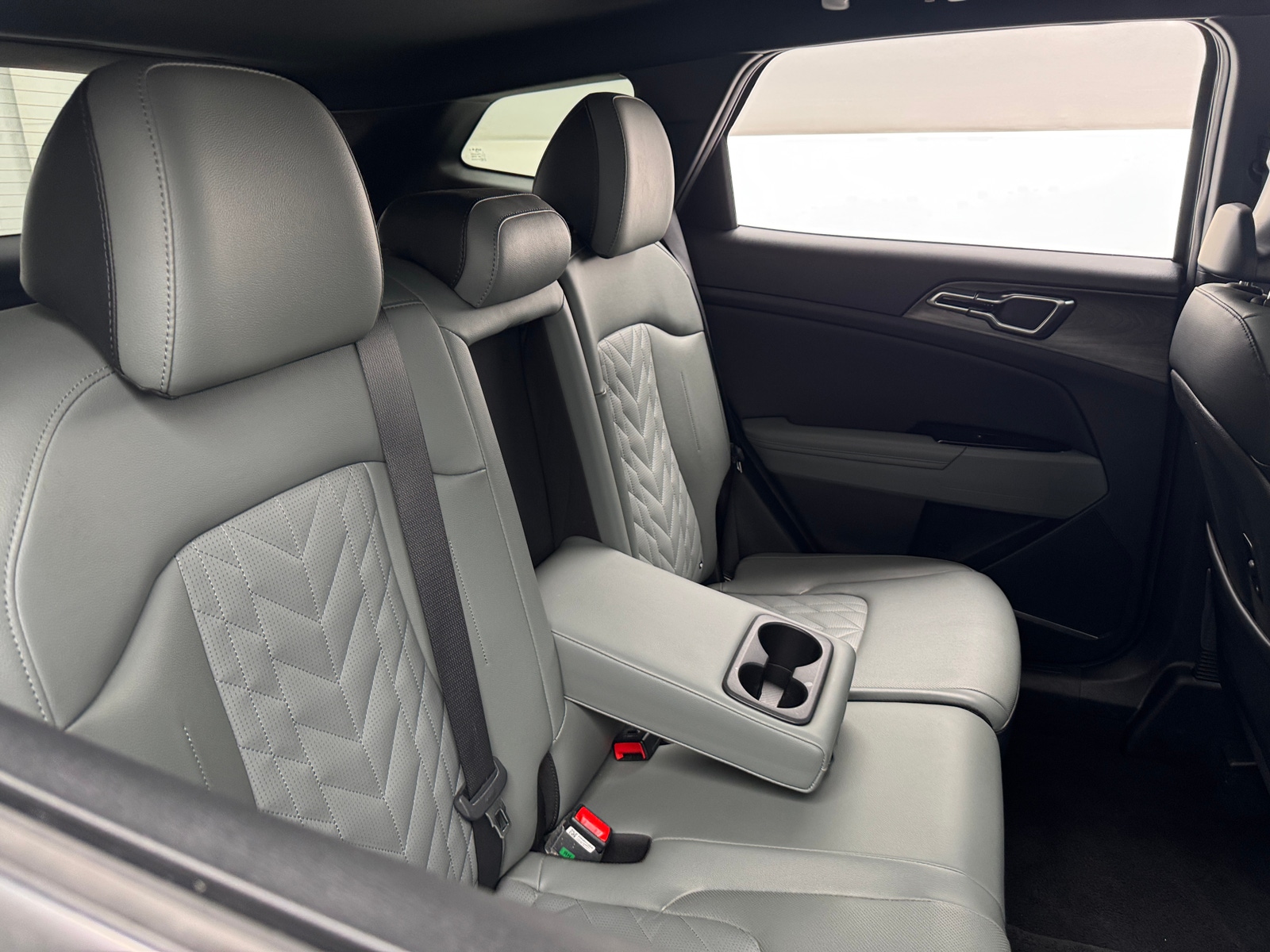 Thumbnail: 2024 Kia Sportage - 5
