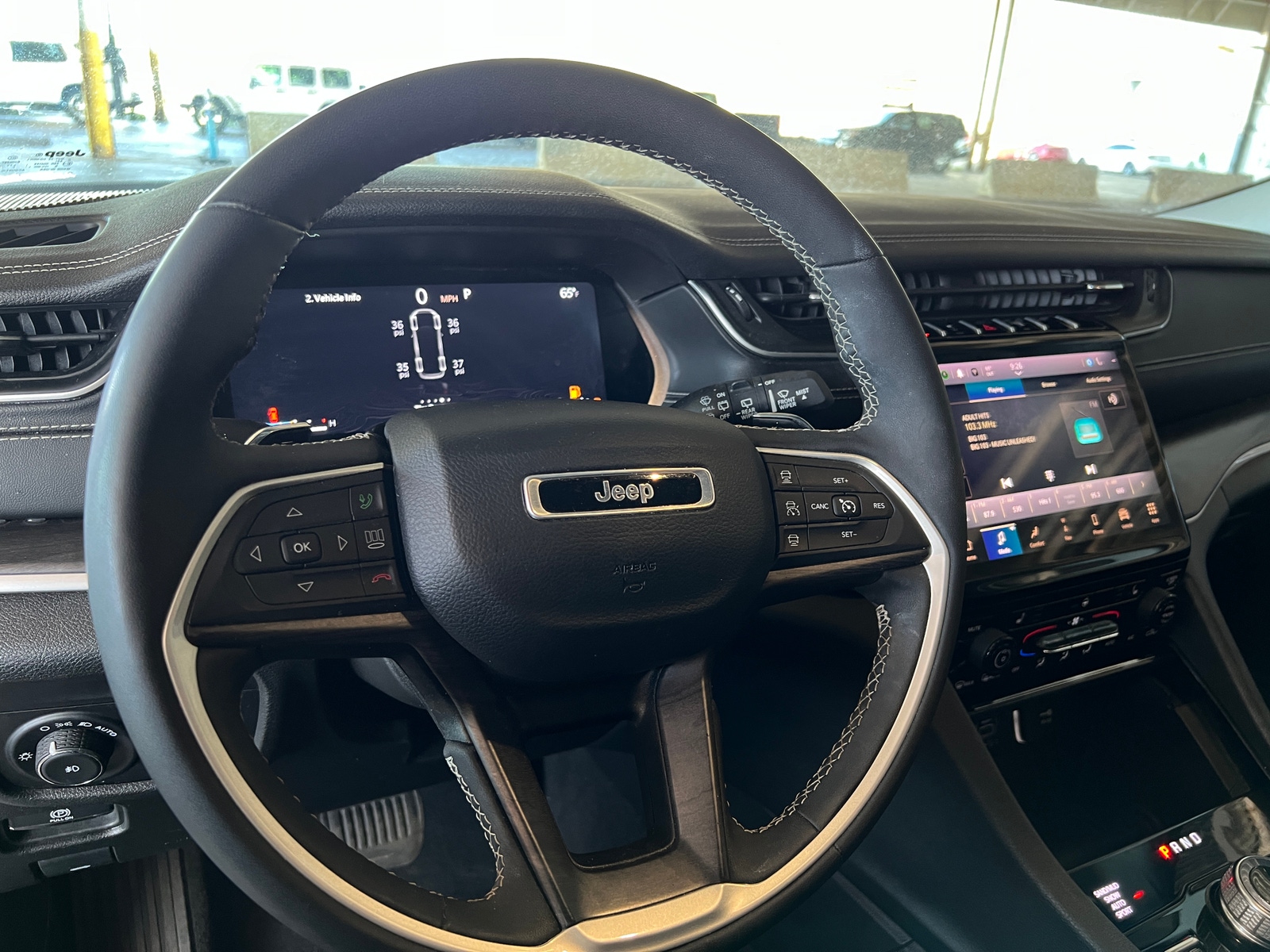 Thumbnail: 2023 Jeep Grand Cherokee L - 4