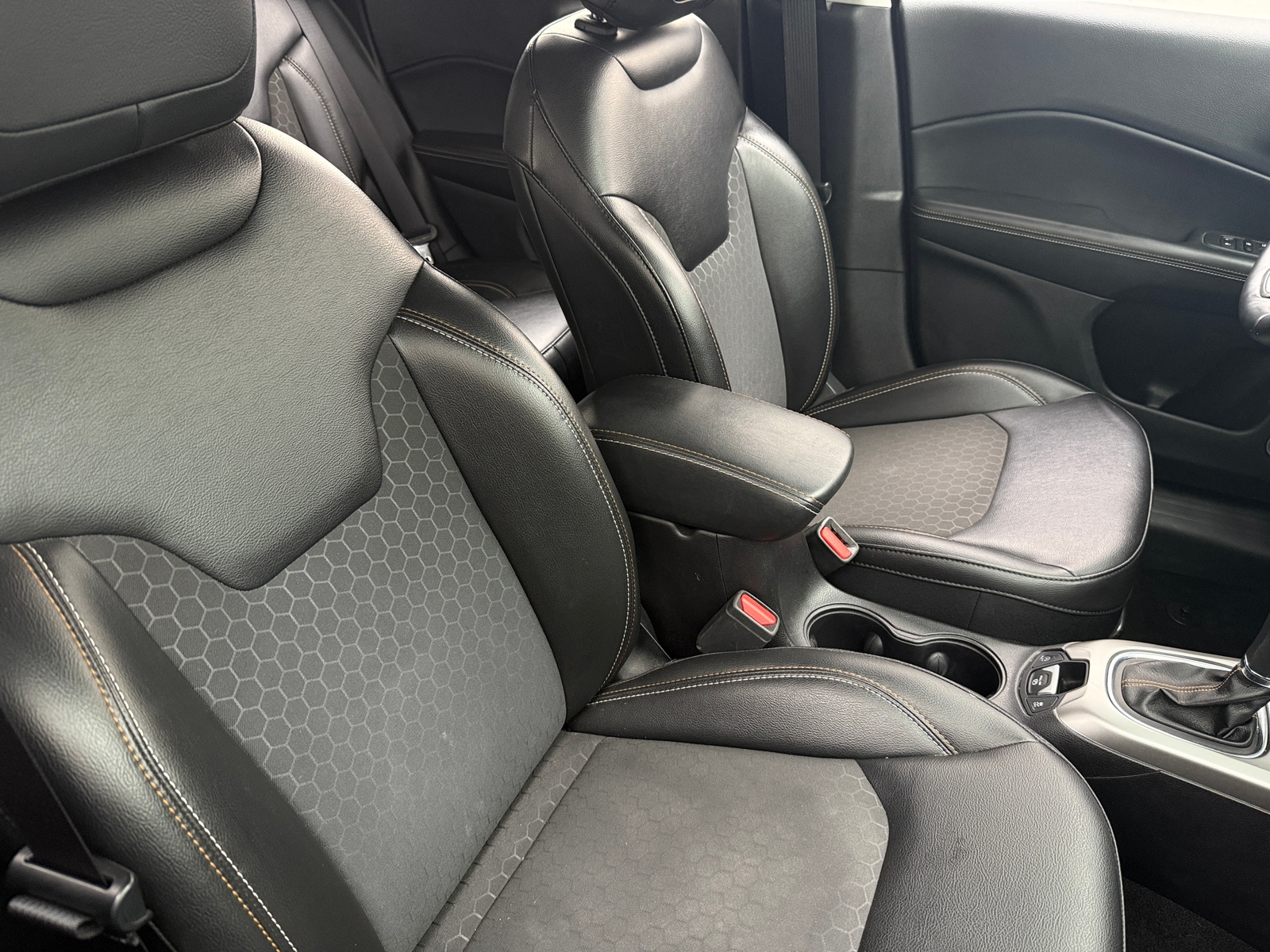 Thumbnail: 2019 Jeep Compass - 2