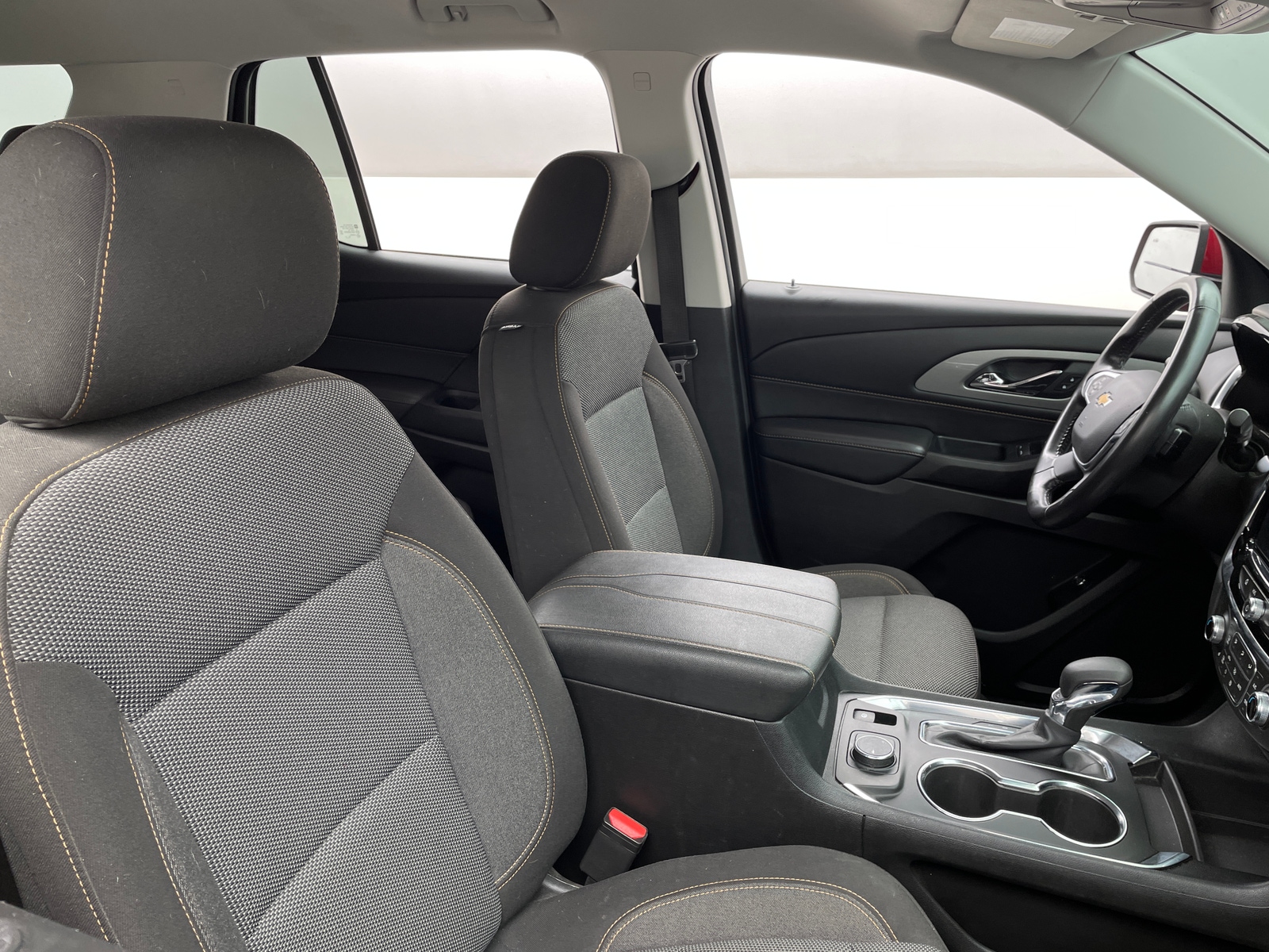 Thumbnail: 2021 Chevrolet Traverse - 2