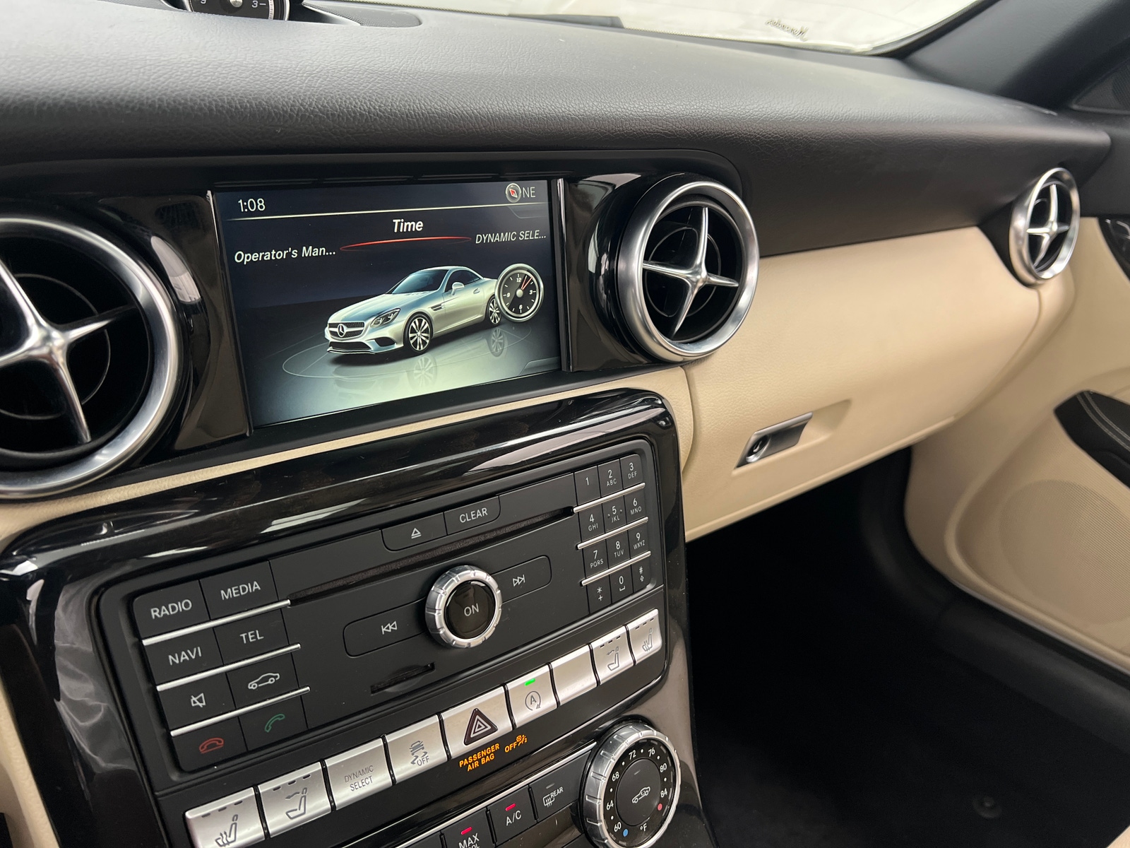 Thumbnail: 2017 Mercedes-Benz SLC - 2