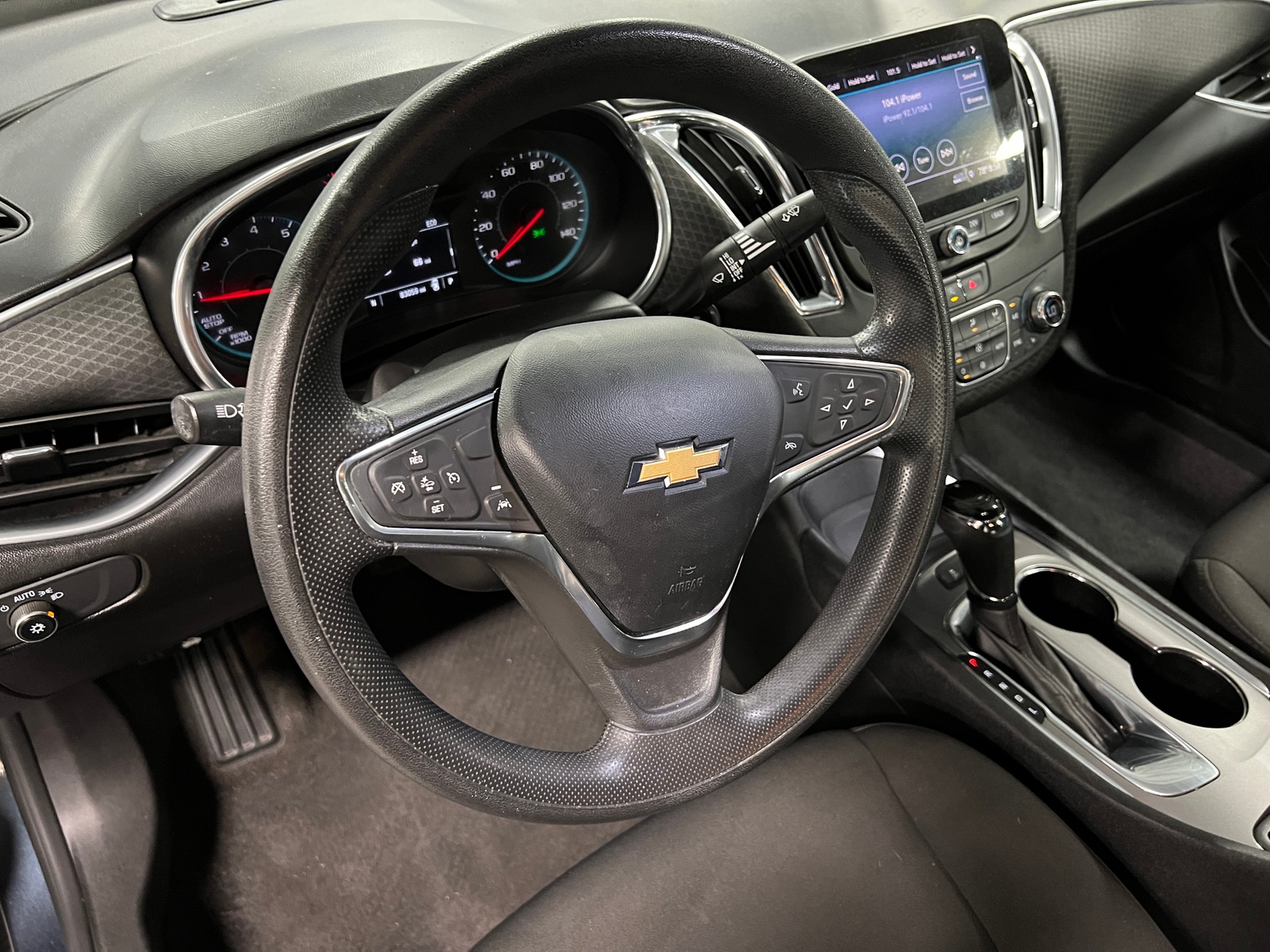 Thumbnail: 2020 Chevrolet Malibu - 5