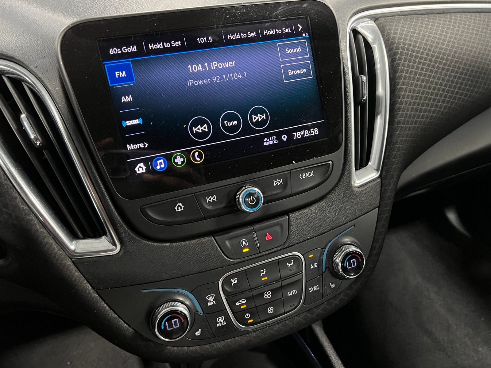 Thumbnail: 2020 Chevrolet Malibu - 4
