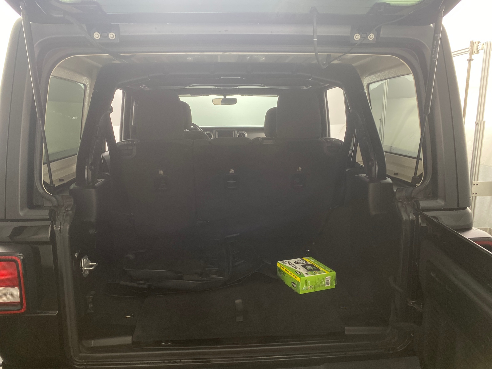 Thumbnail: 2019 Jeep Wrangler - 7