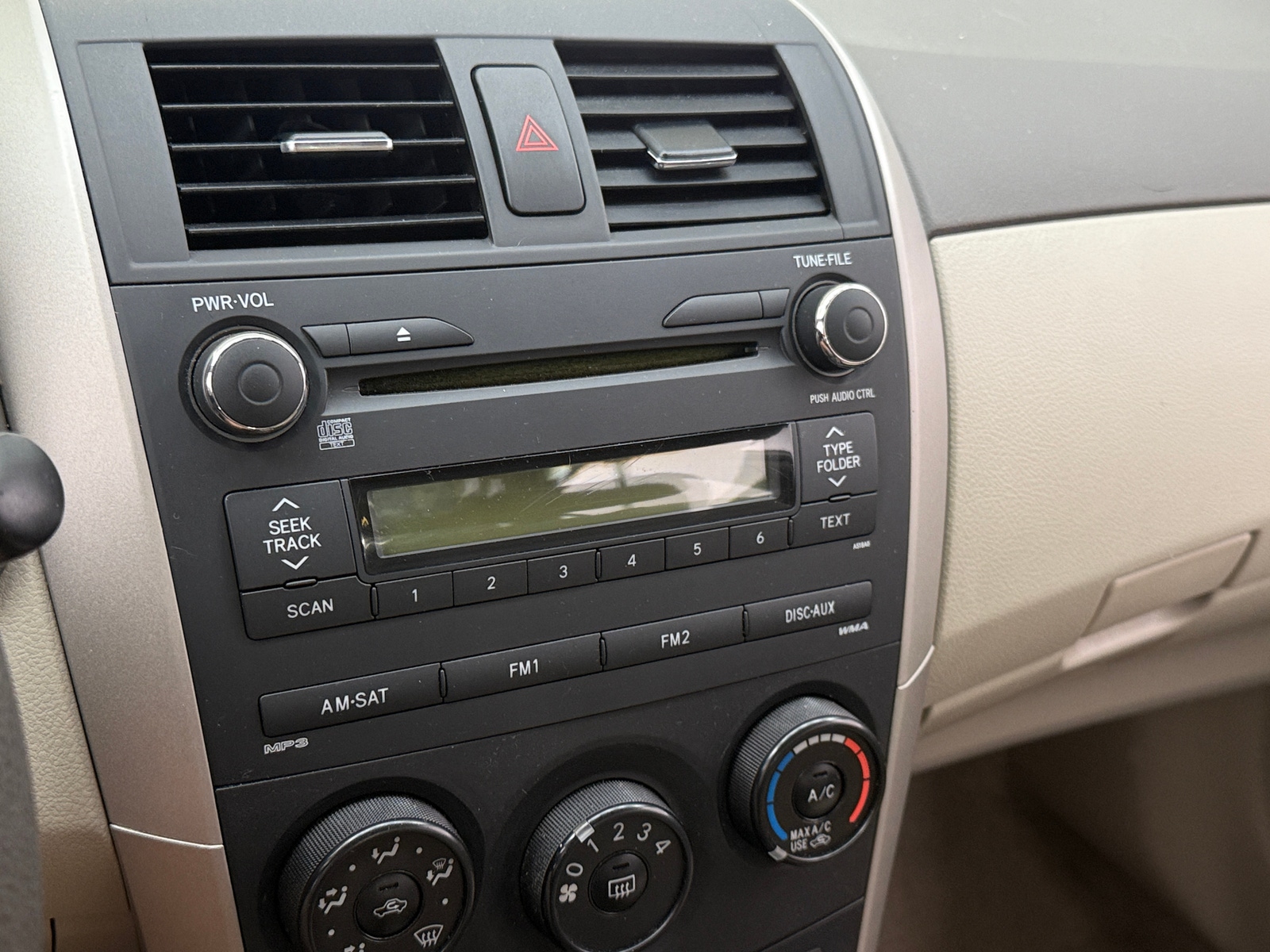 Thumbnail: 2010 Toyota Corolla - 4
