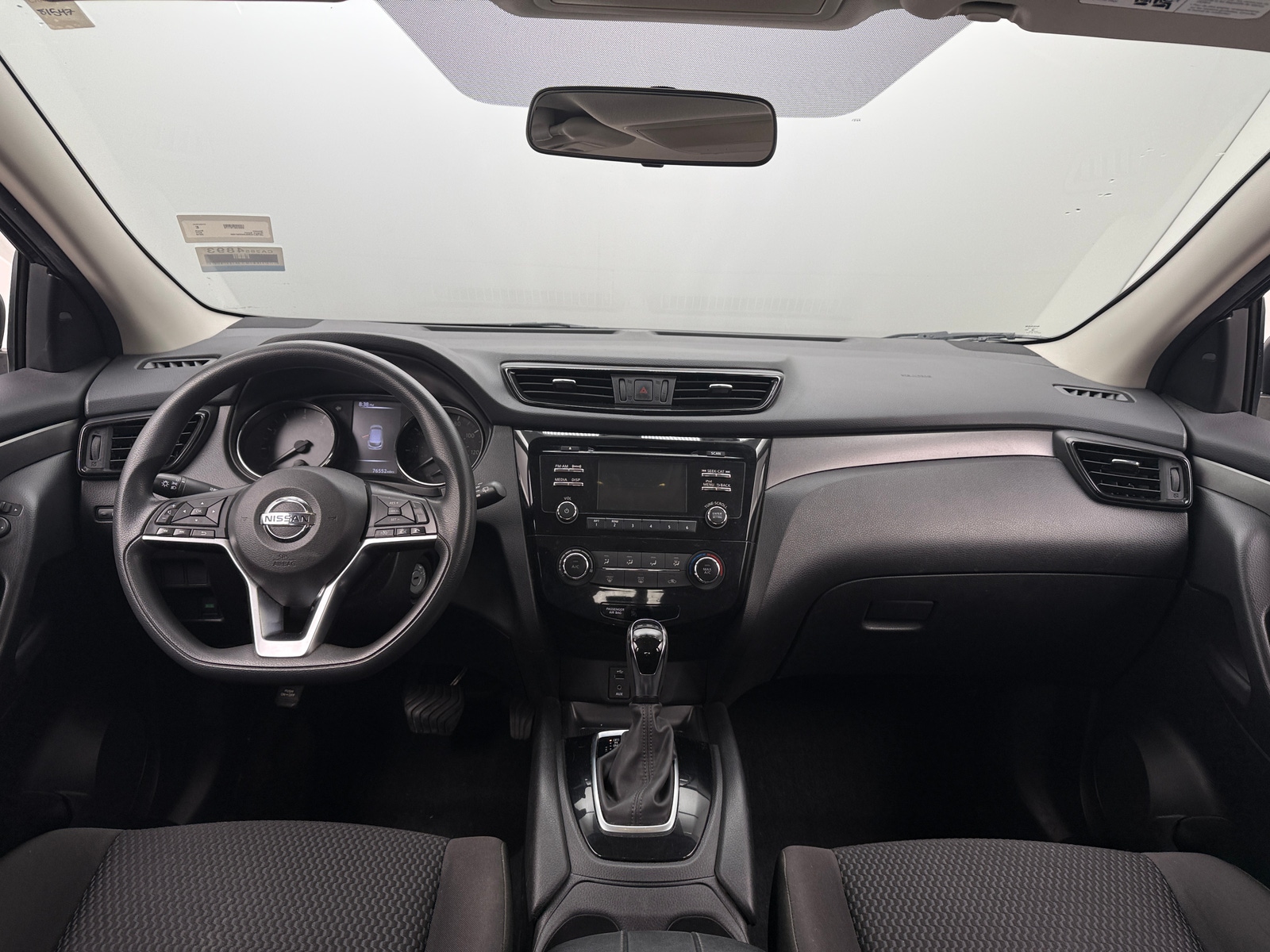 Thumbnail: 2018 Nissan Rogue Sport - 3