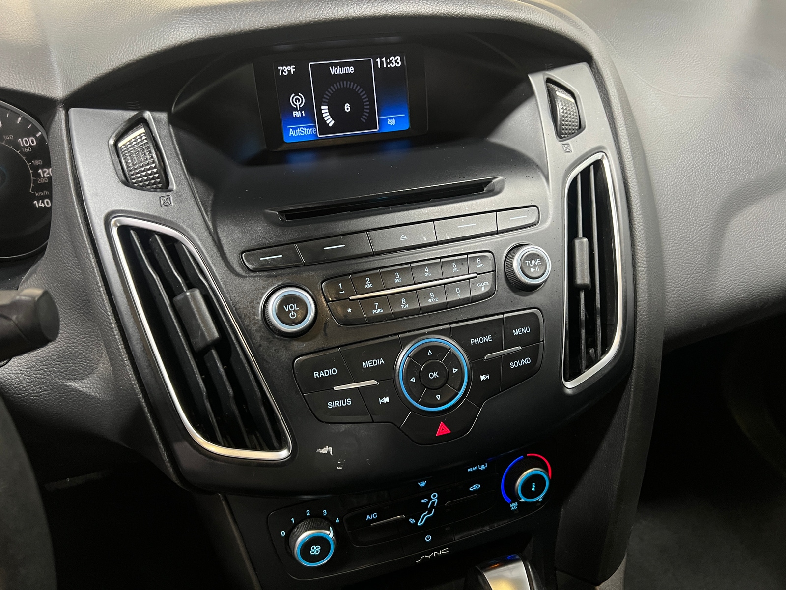 Thumbnail: 2016 Ford Focus - 3
