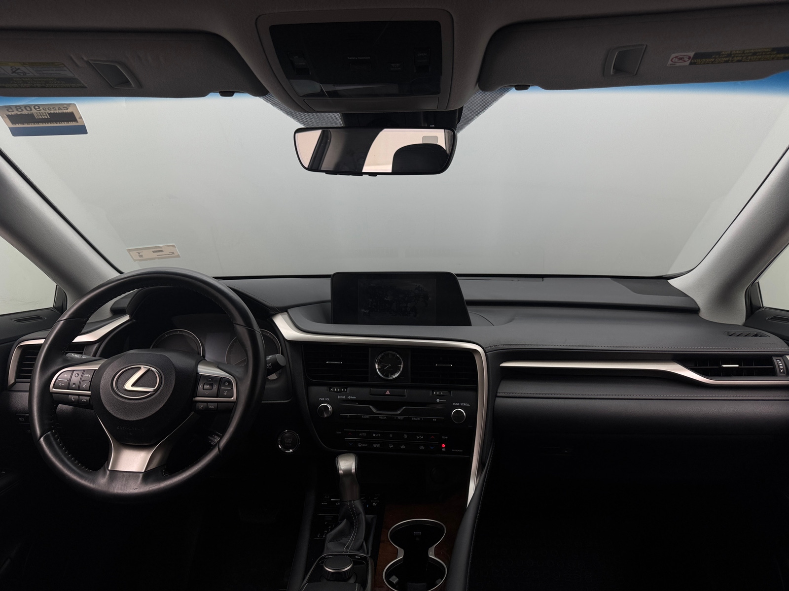 Thumbnail: 2017 Lexus RX - 3
