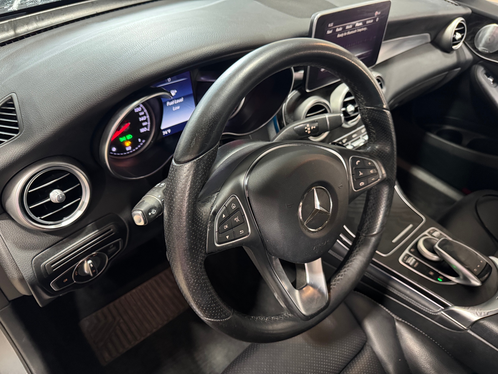 Thumbnail: 2017 Mercedes-Benz GLC - 2