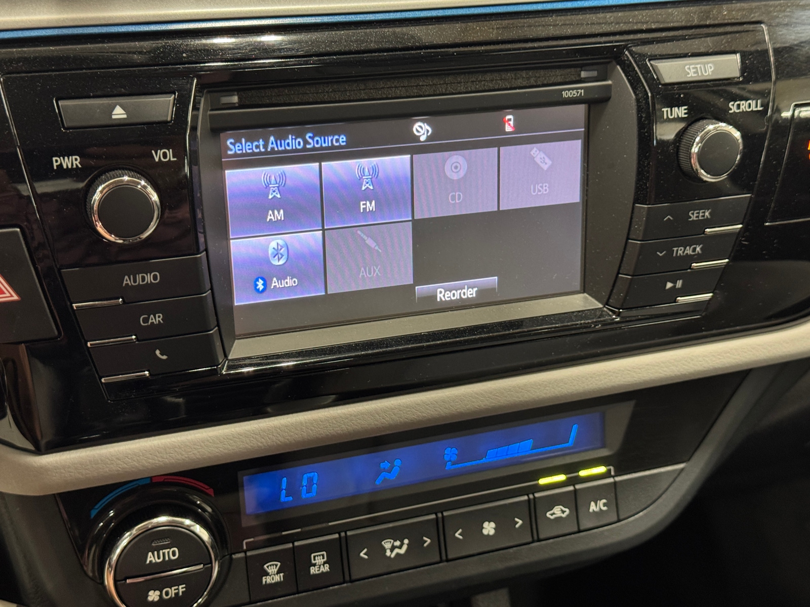 Thumbnail: 2016 Toyota Corolla - 4